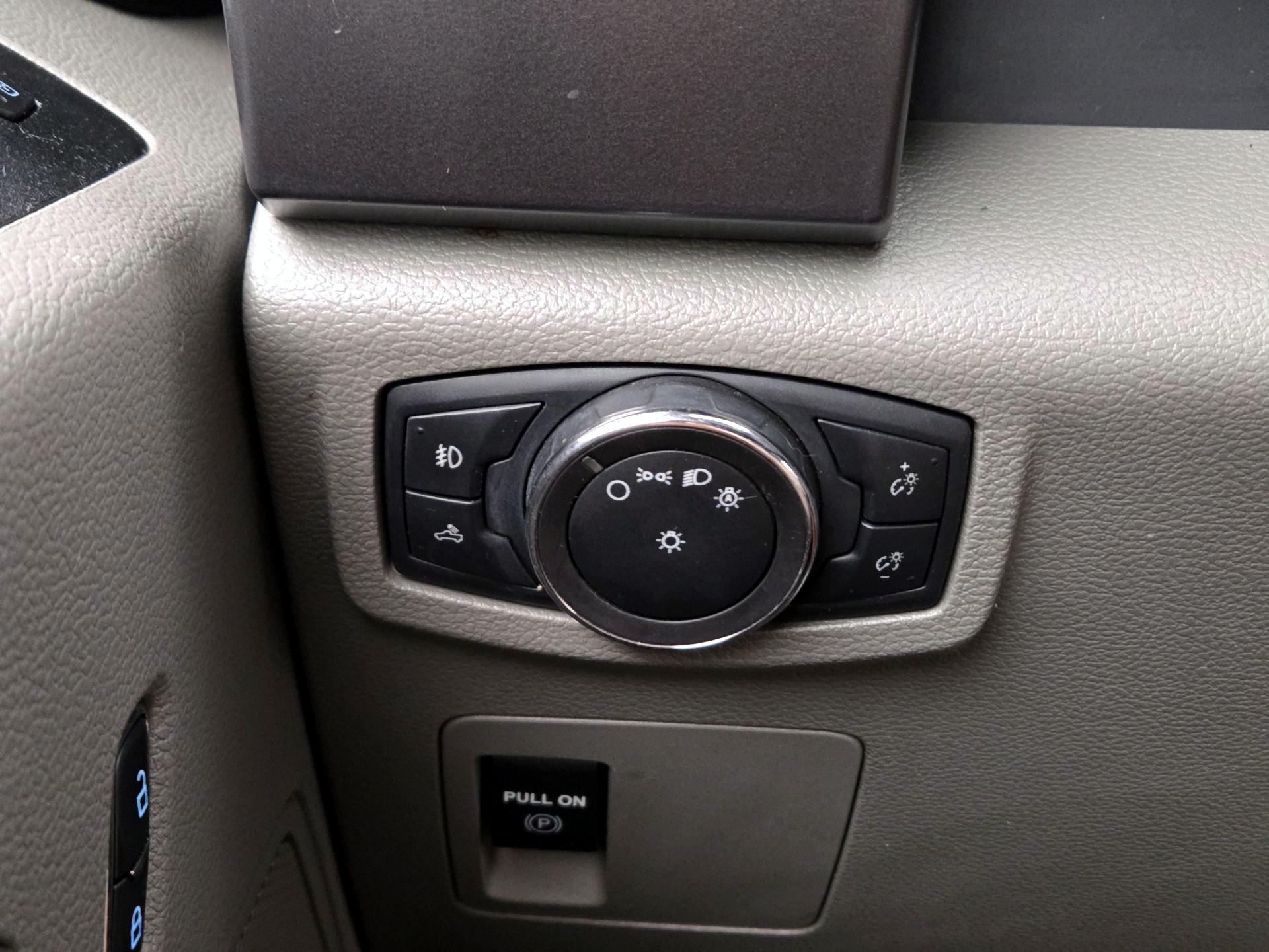 Thumbnail: 2019 Ford F-150 - 13
