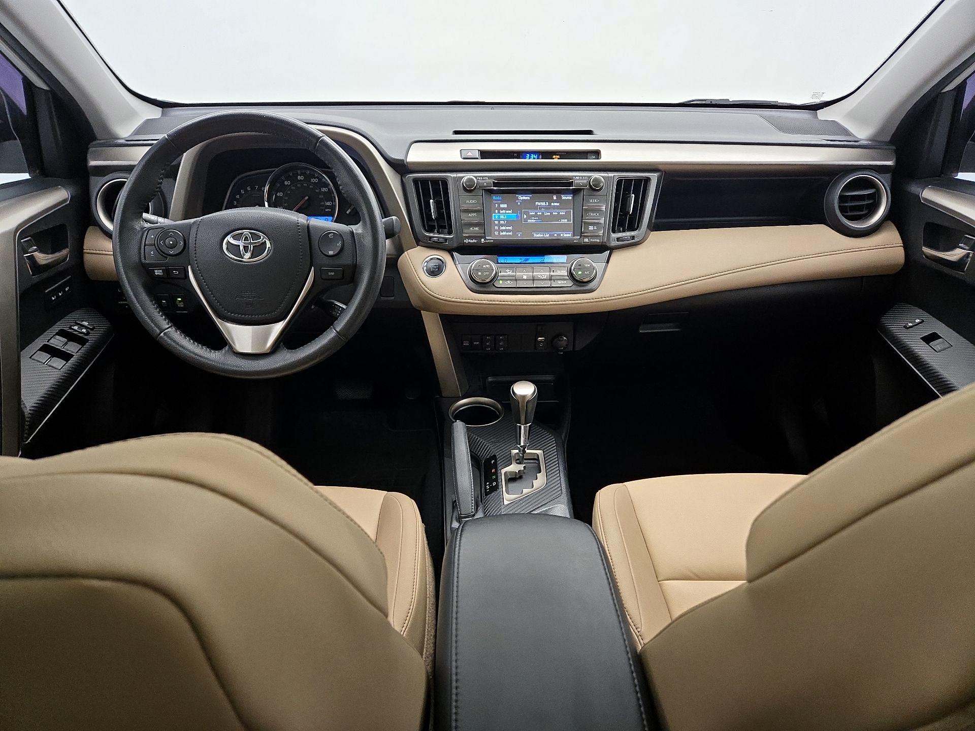 Thumbnail: 2015 Toyota RAV4 - 9