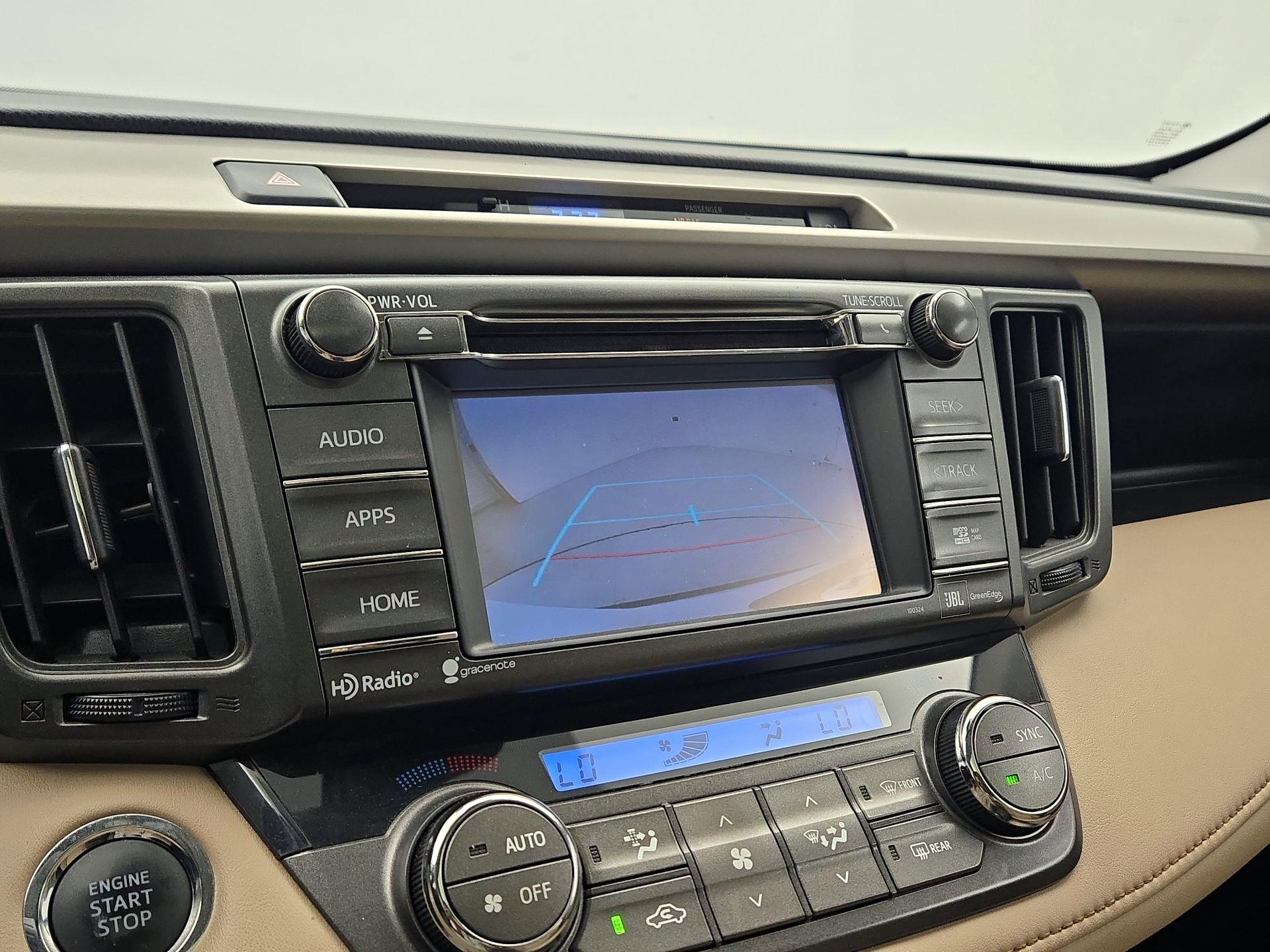 Thumbnail: 2015 Toyota RAV4 - 14