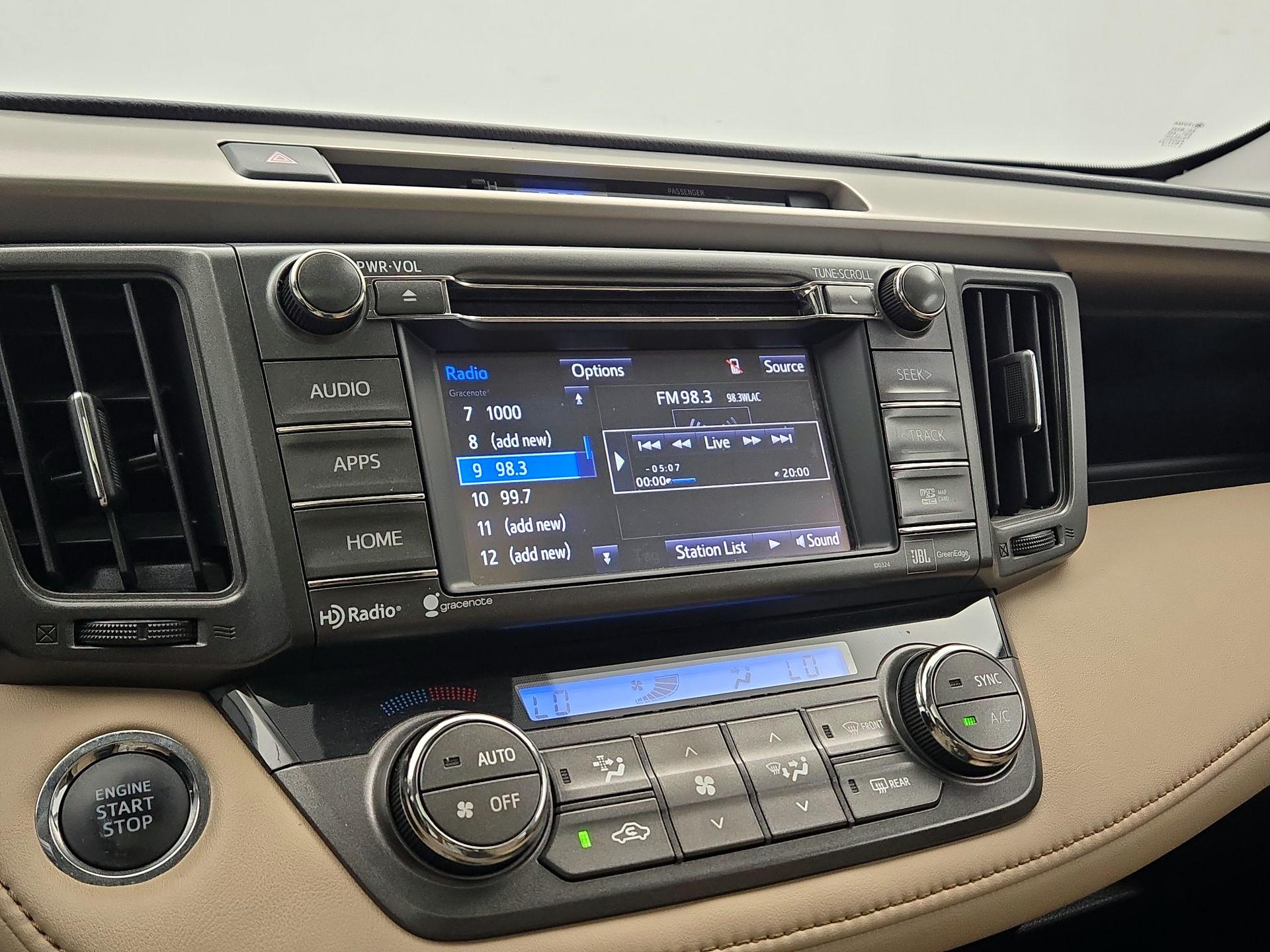 Thumbnail: 2015 Toyota RAV4 - 15