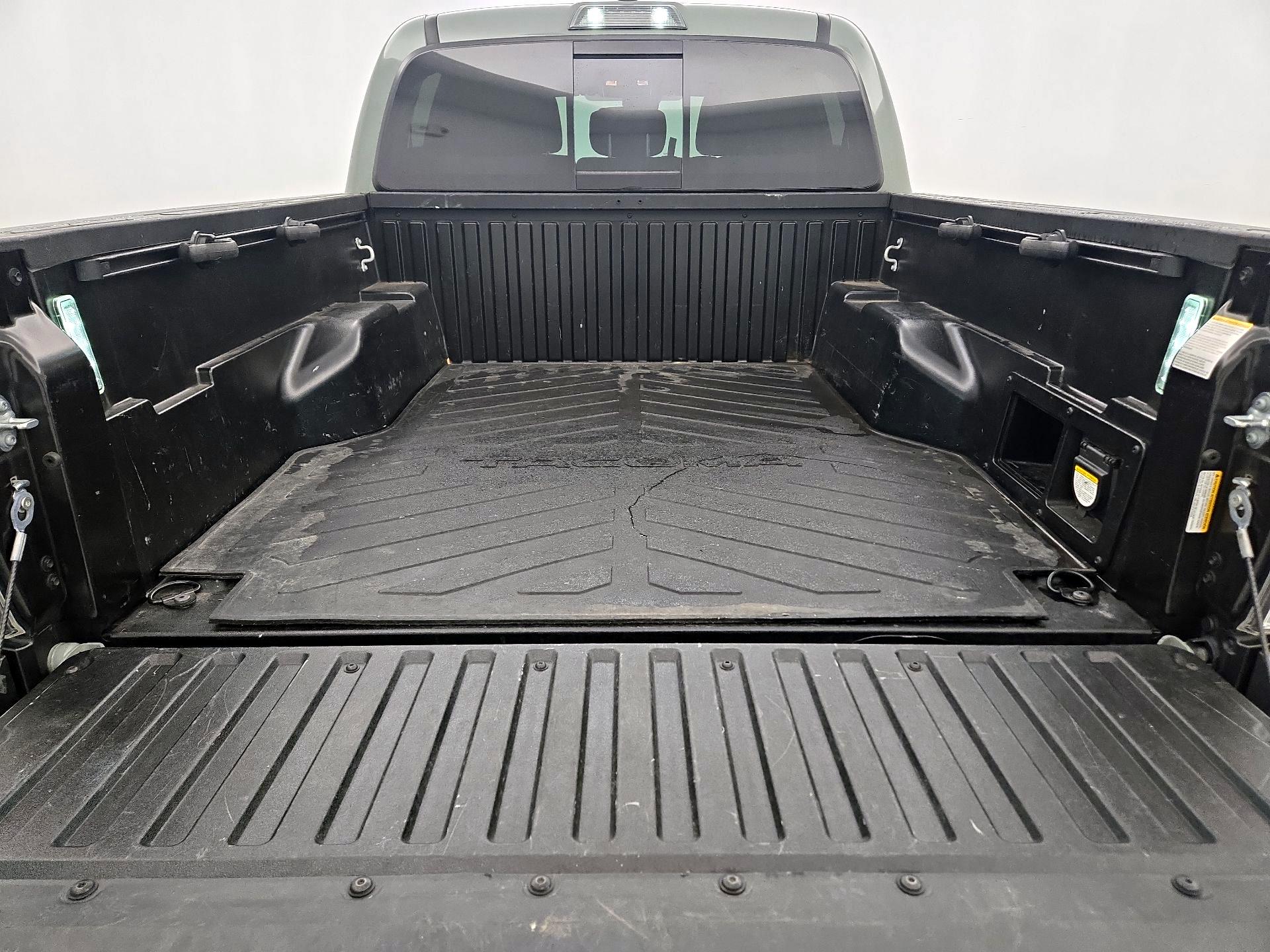 Thumbnail: 2023 Toyota Tacoma - 20