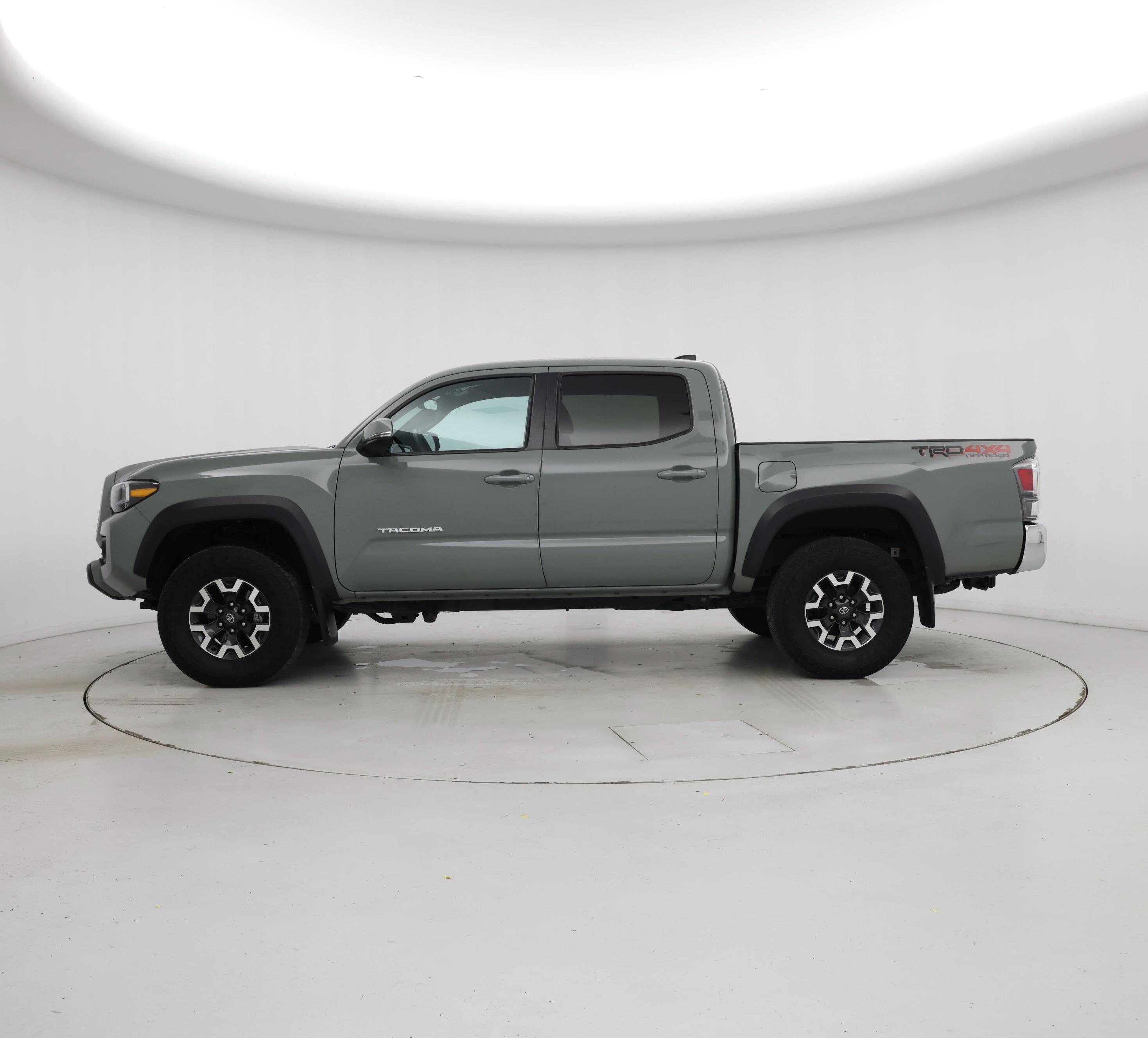 Thumbnail: 2023 Toyota Tacoma - 3