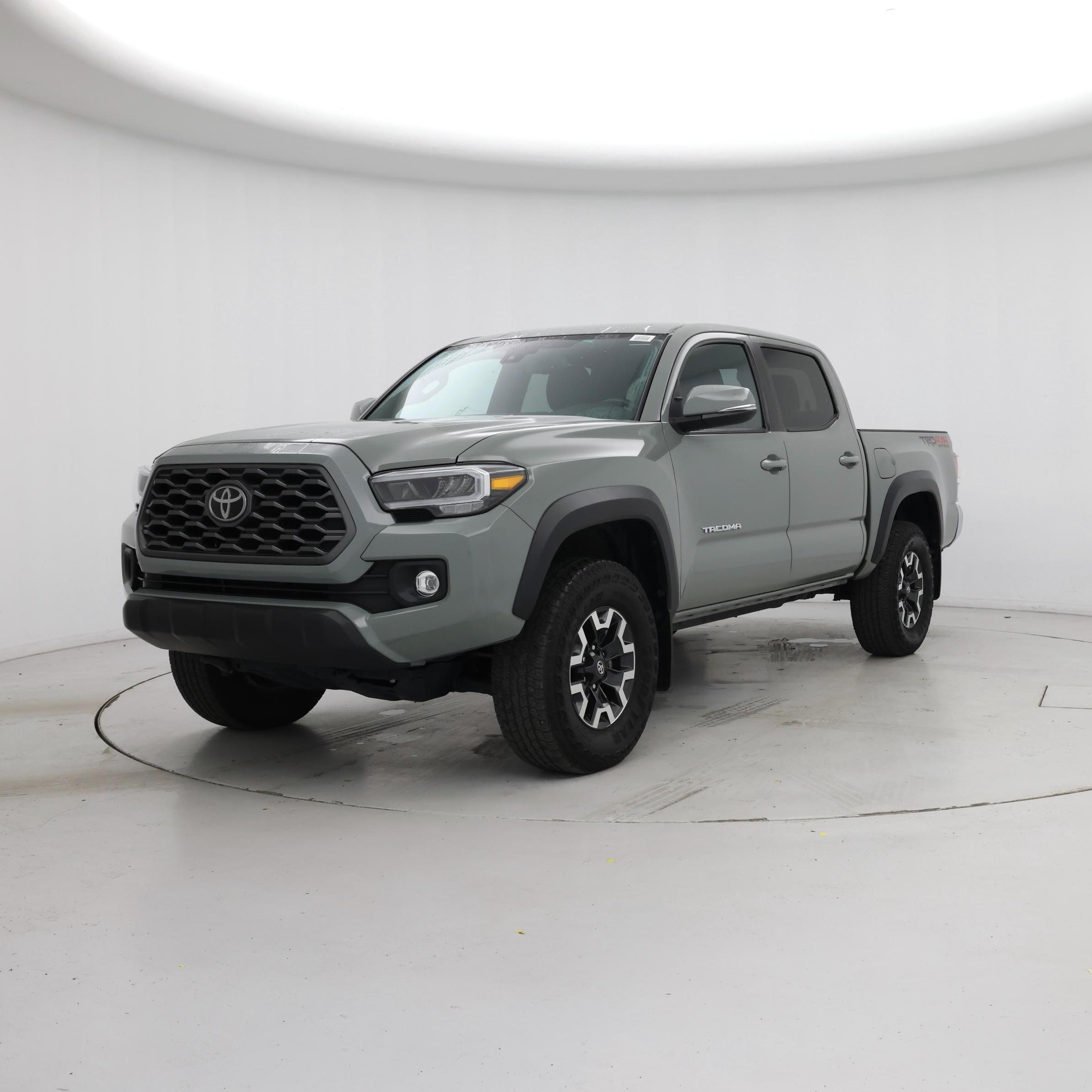 Thumbnail: 2023 Toyota Tacoma - 4