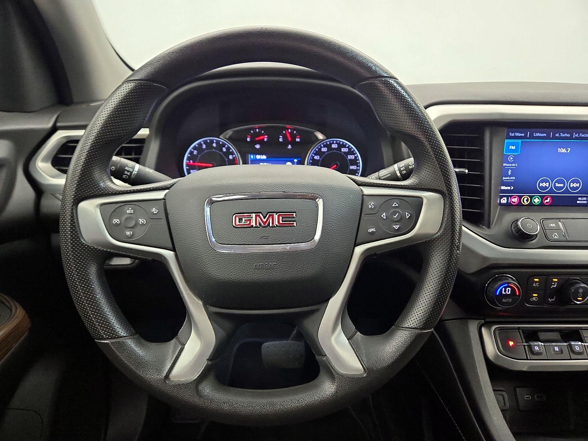 Thumbnail: 2023 GMC Acadia - 10