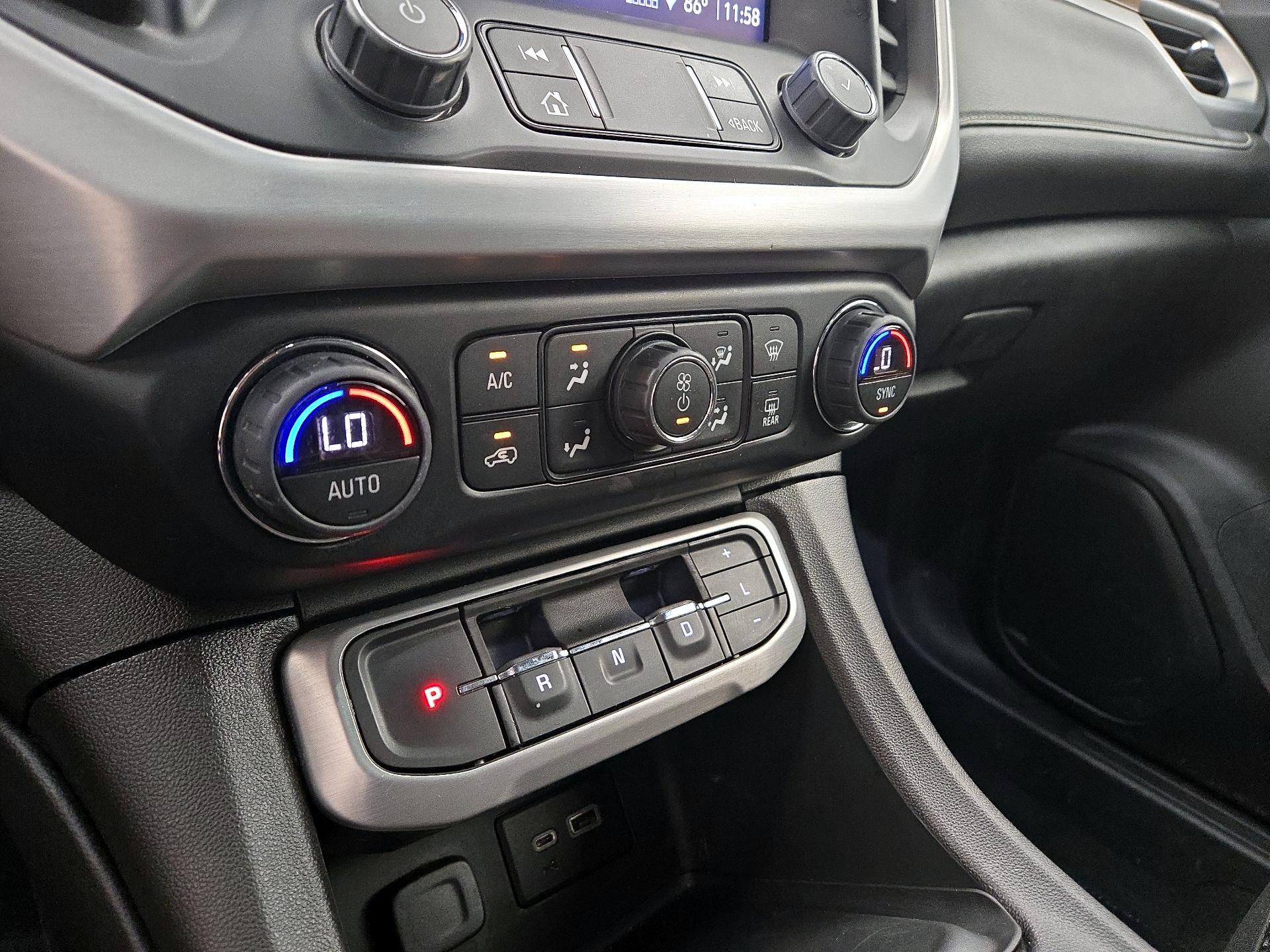 Thumbnail: 2023 GMC Acadia - 16