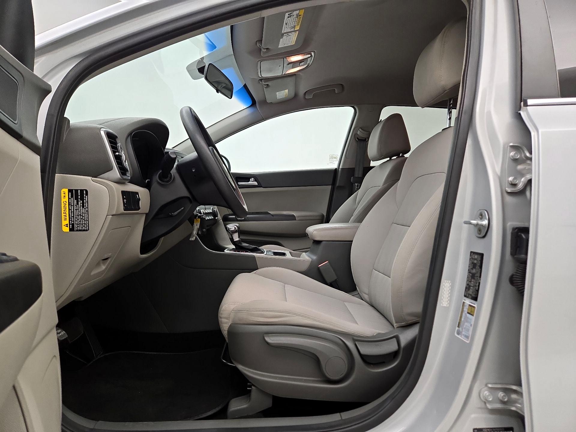 Thumbnail: 2017 Kia Sportage - 11