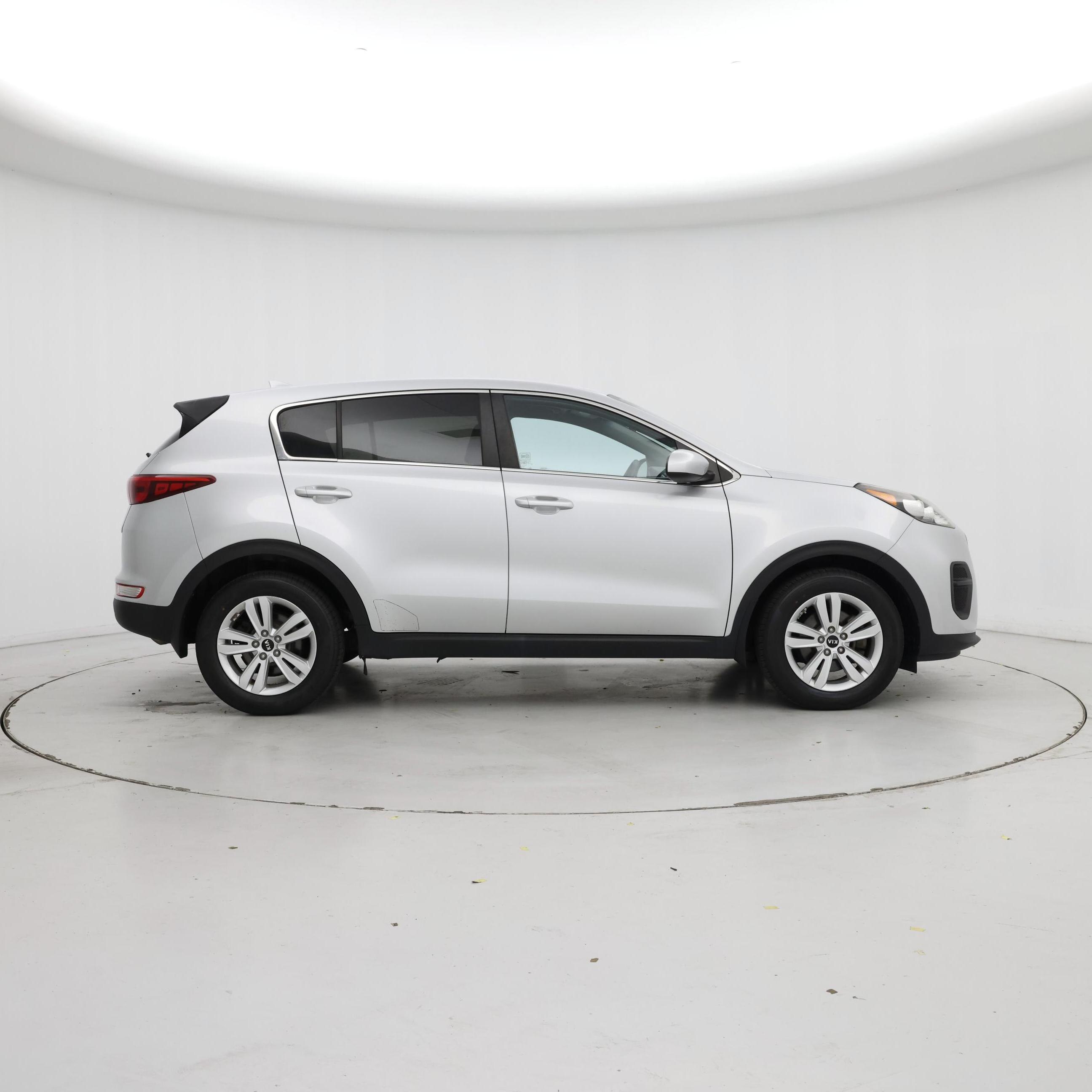 Thumbnail: 2017 Kia Sportage - 7