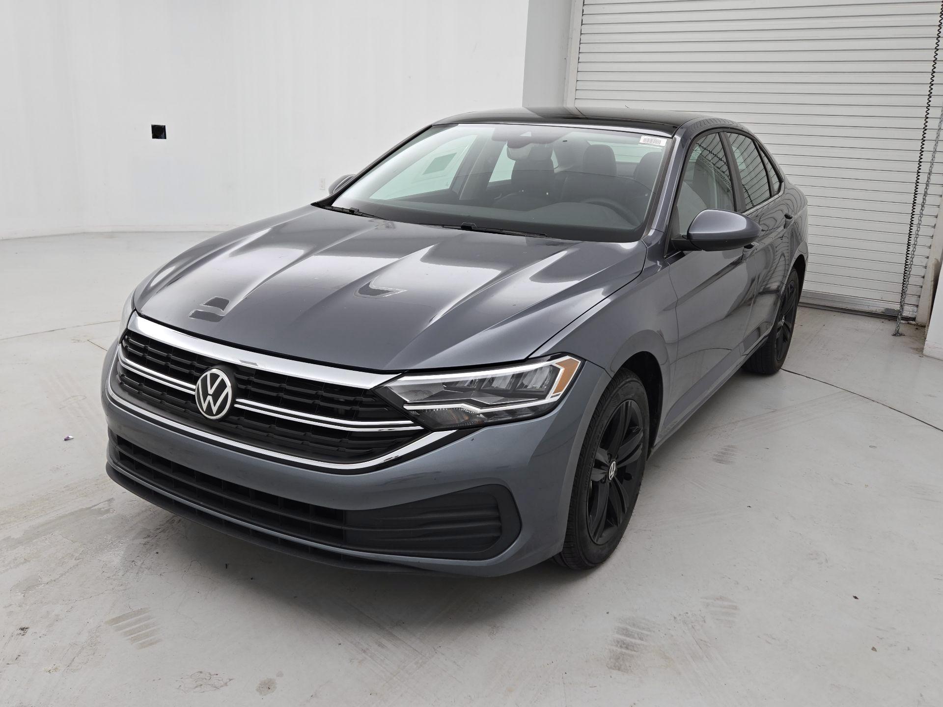 Thumbnail: 2022 Volkswagen Jetta - 3