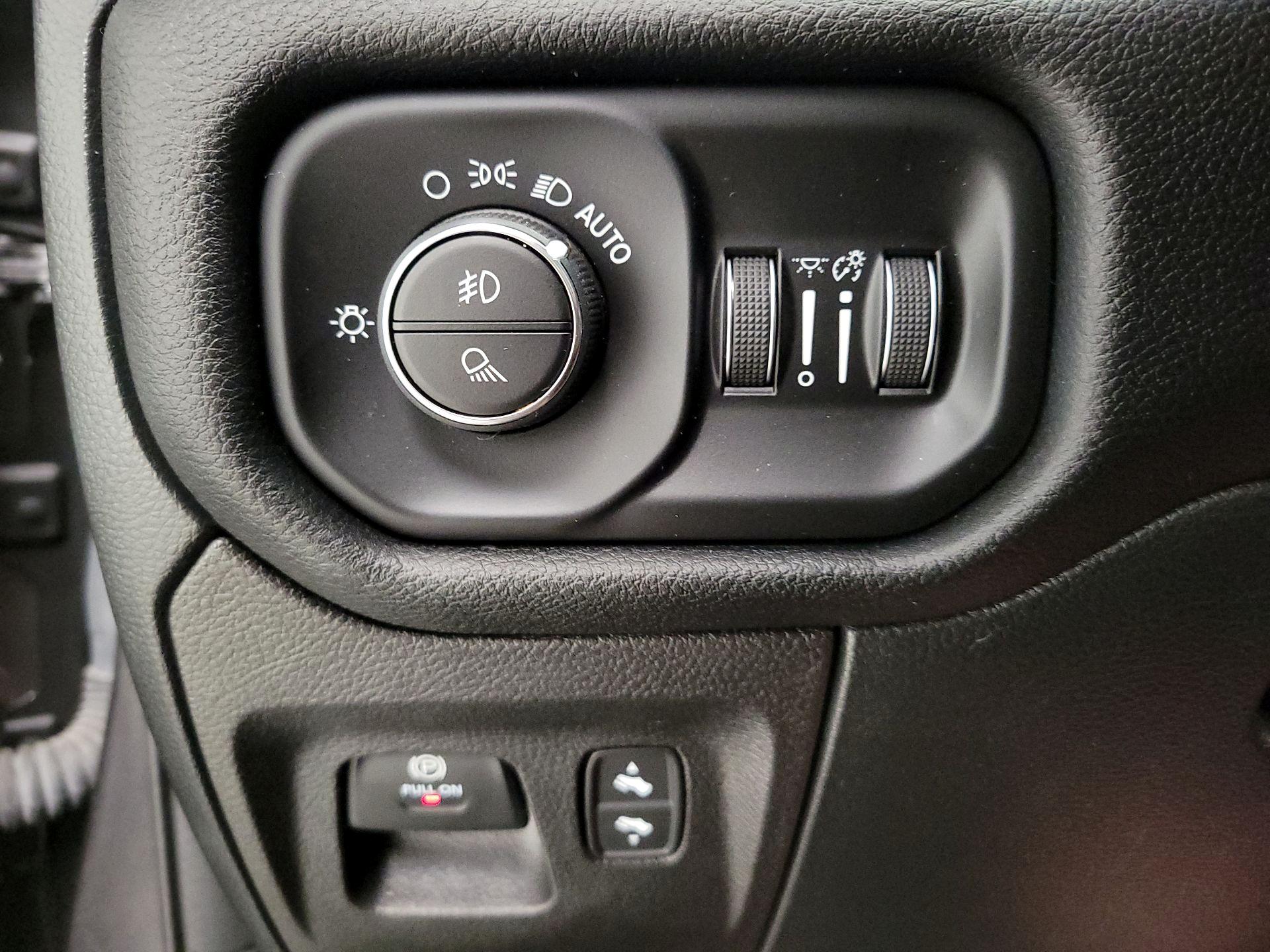 Thumbnail: 2022 RAM 1500 - 13