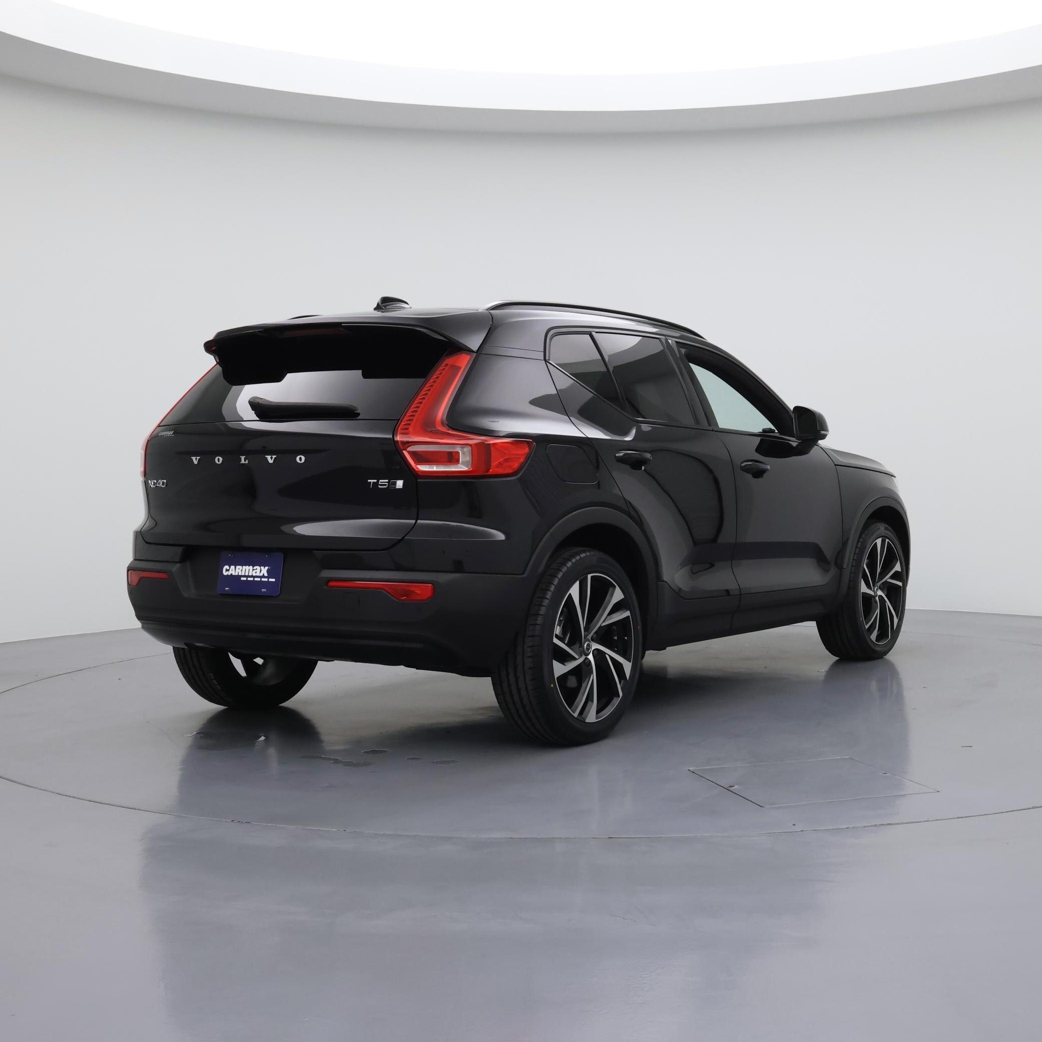 Thumbnail: 2022 Volvo XC40 - 8