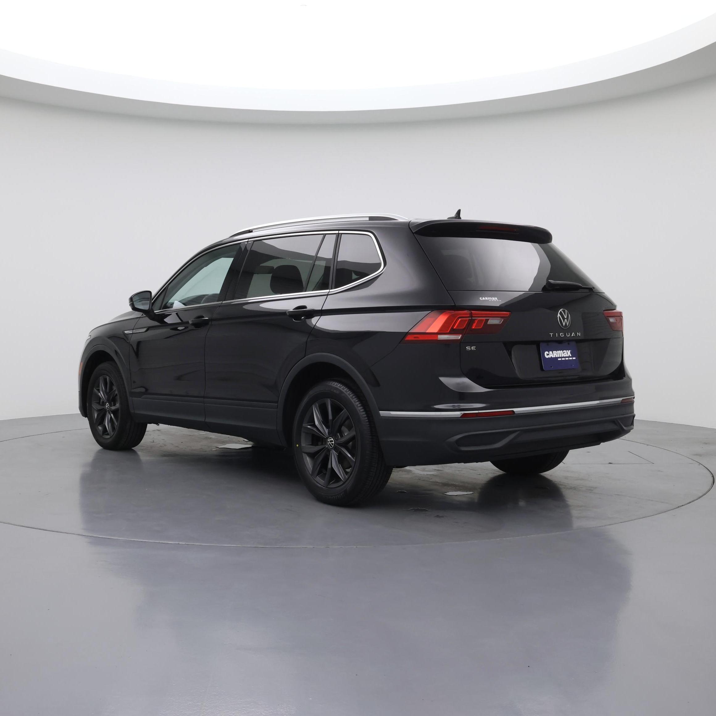 Thumbnail: 2022 Volkswagen Tiguan - 2