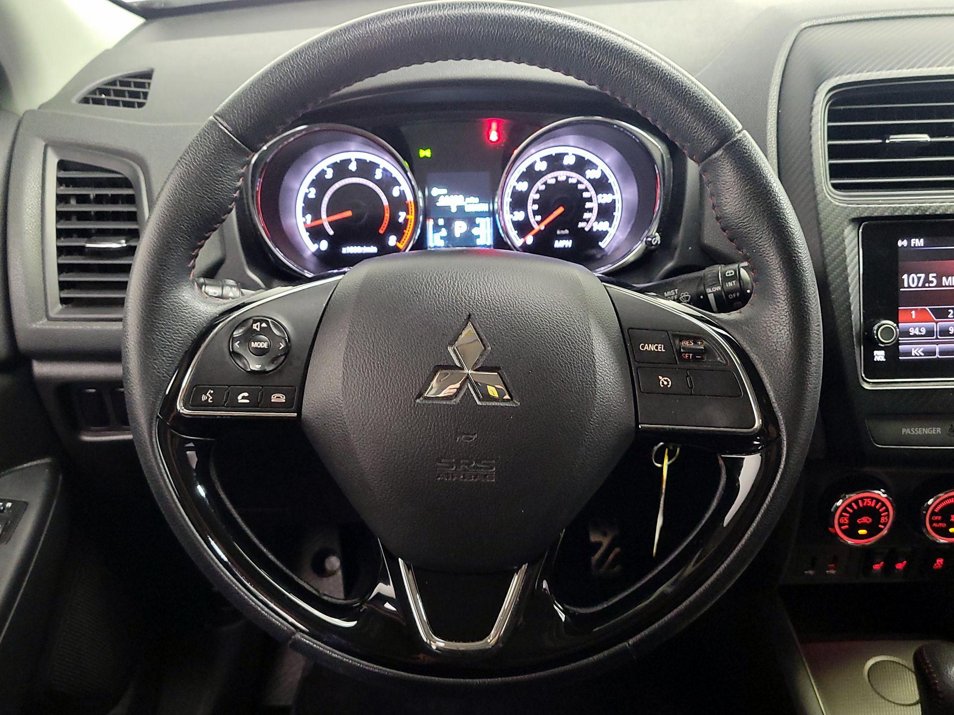 Thumbnail: 2019 Mitsubishi Outlander Sport - 10