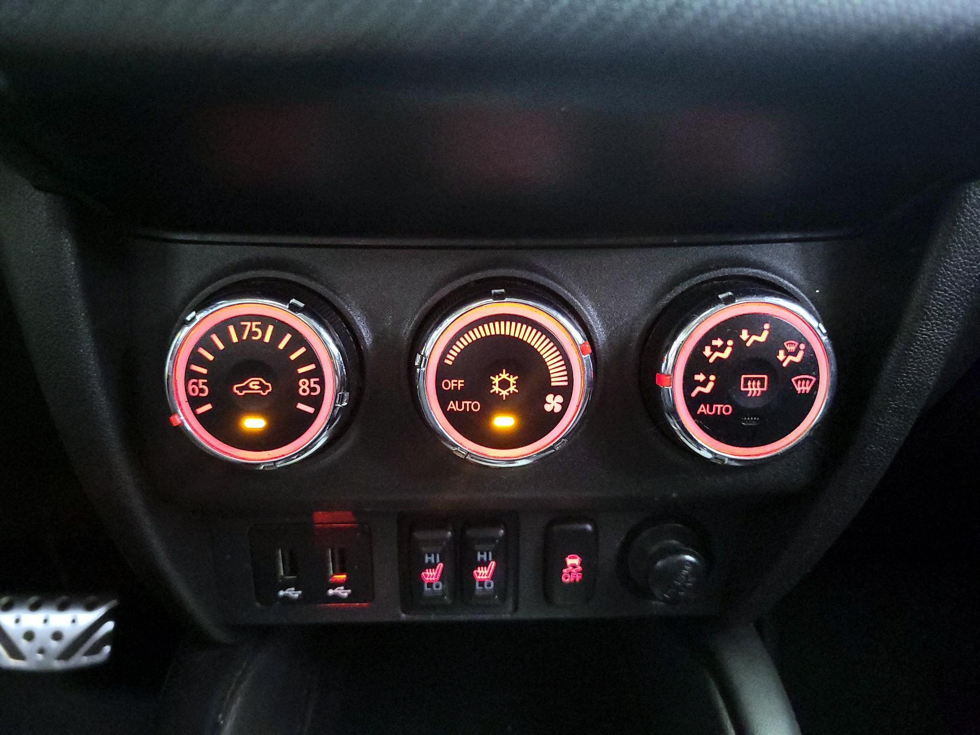Thumbnail: 2019 Mitsubishi Outlander Sport - 15