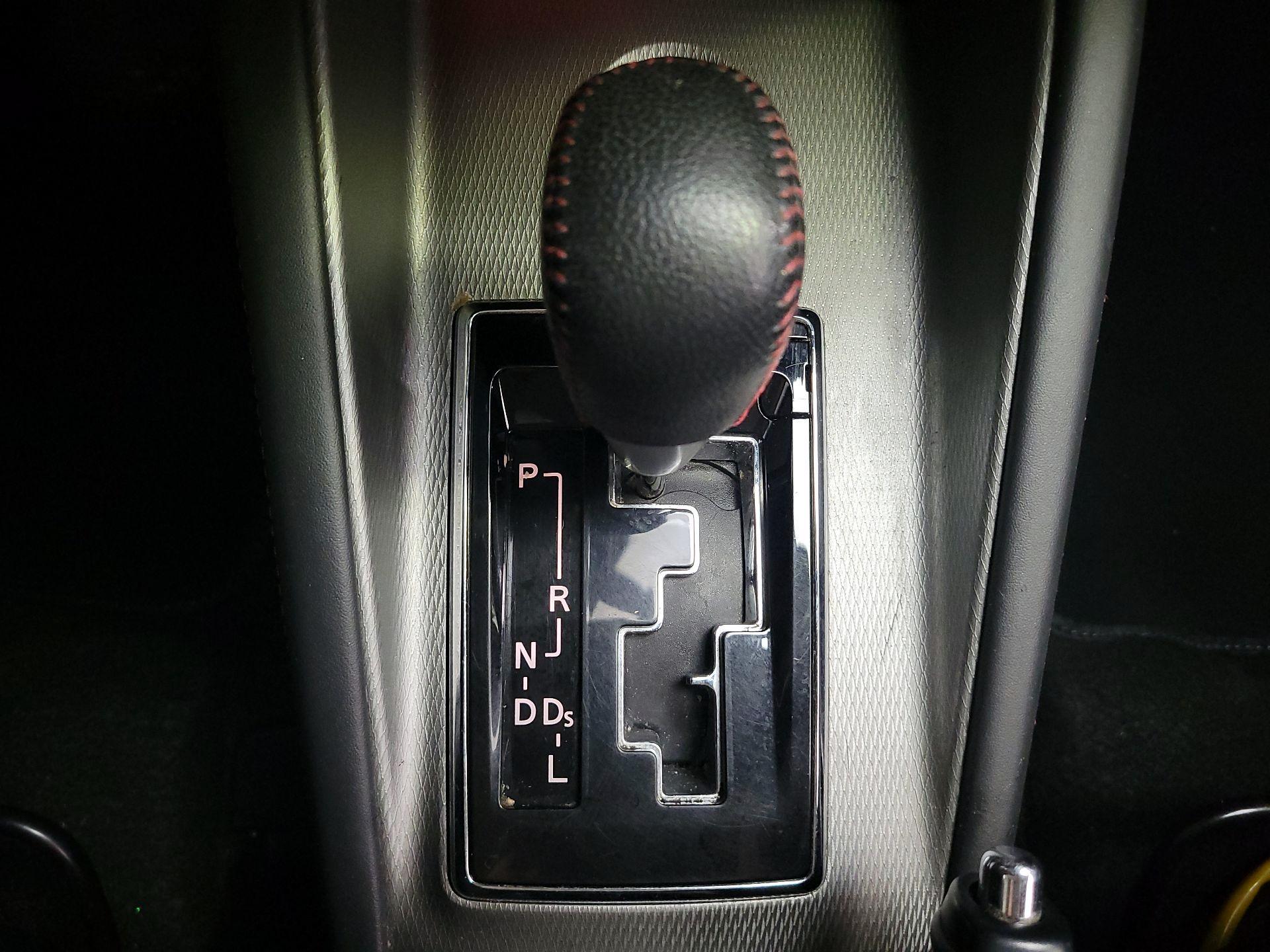 Thumbnail: 2019 Mitsubishi Outlander Sport - 16