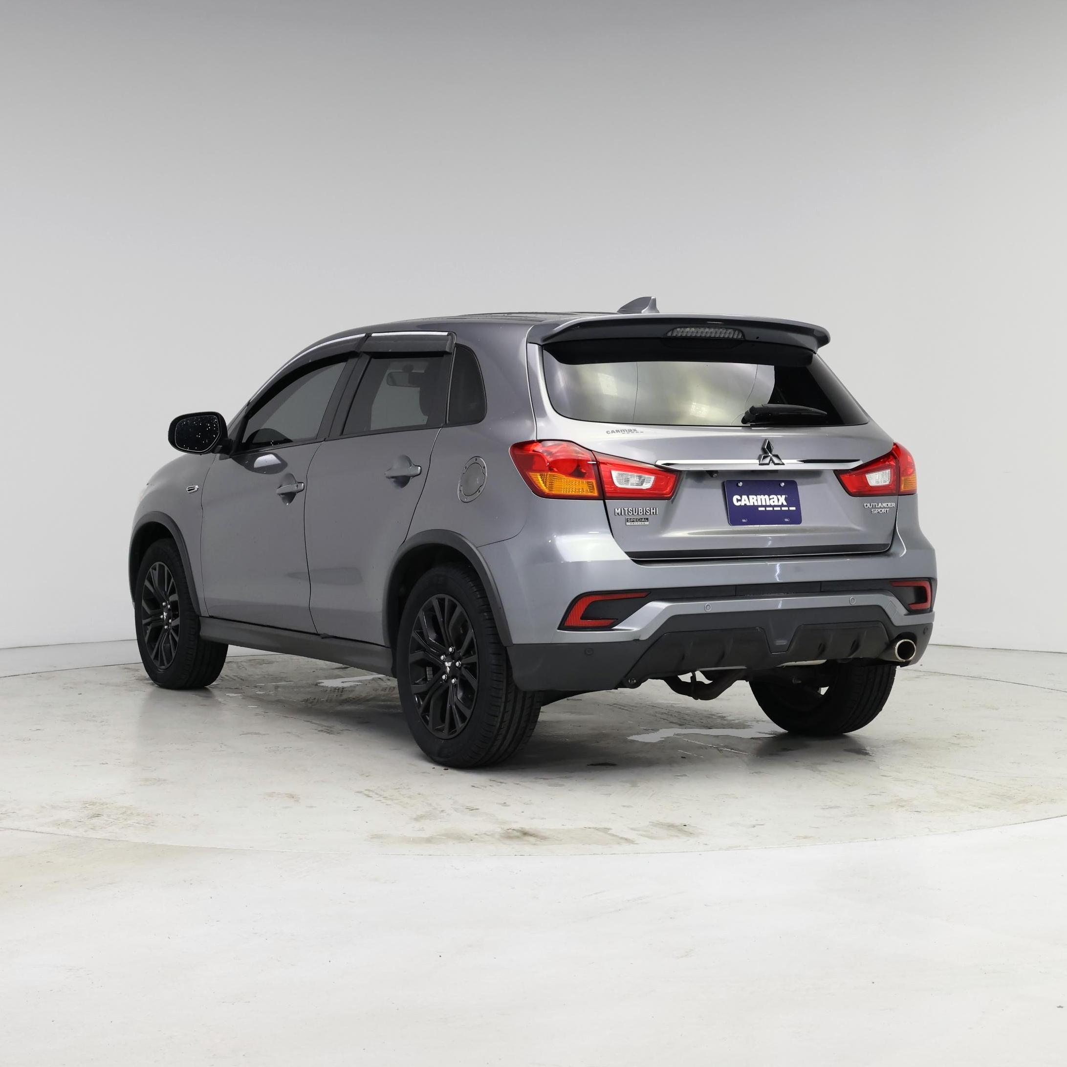 Thumbnail: 2019 Mitsubishi Outlander Sport - 2