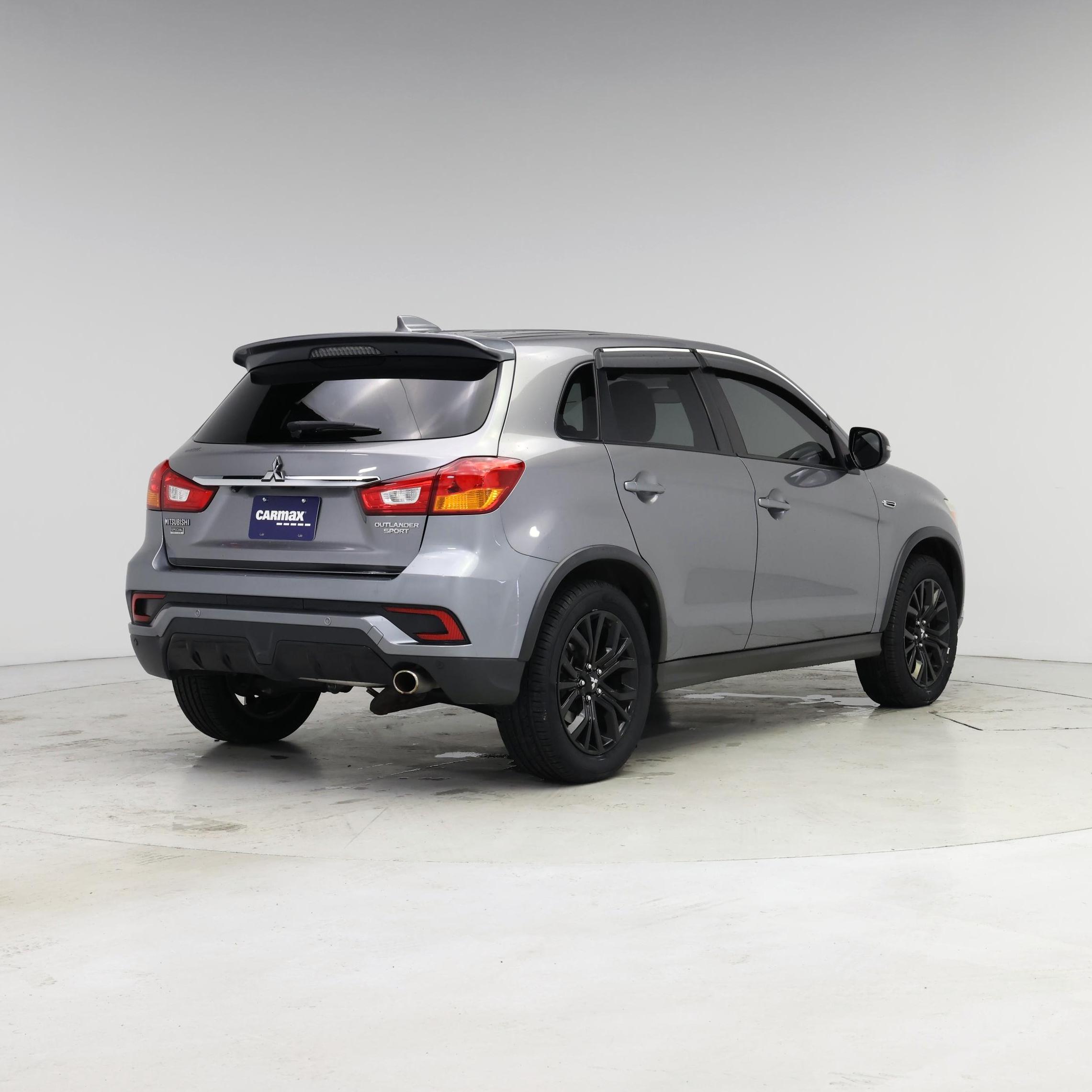 Thumbnail: 2019 Mitsubishi Outlander Sport - 8