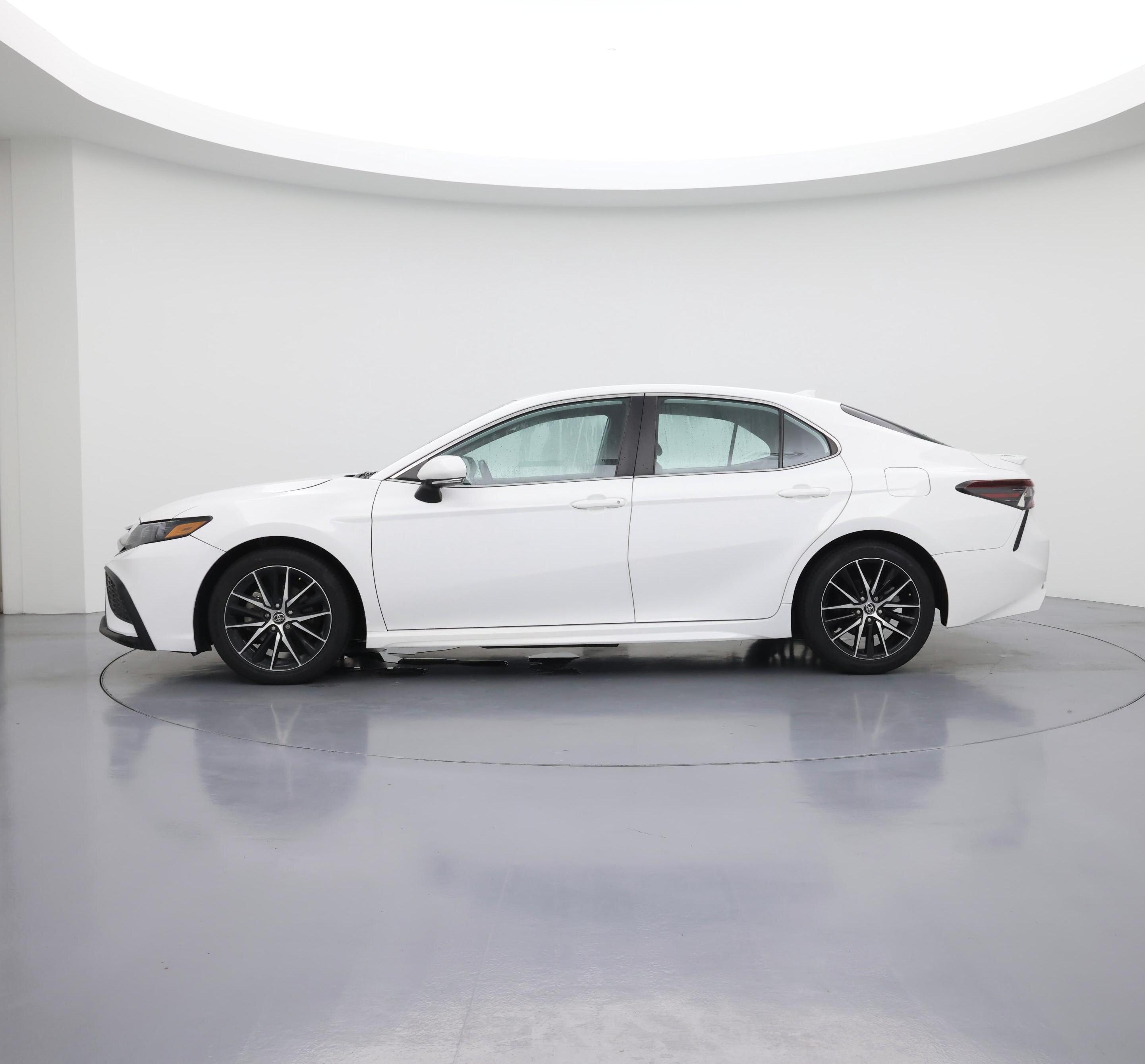Thumbnail: 2023 Toyota Camry - 3