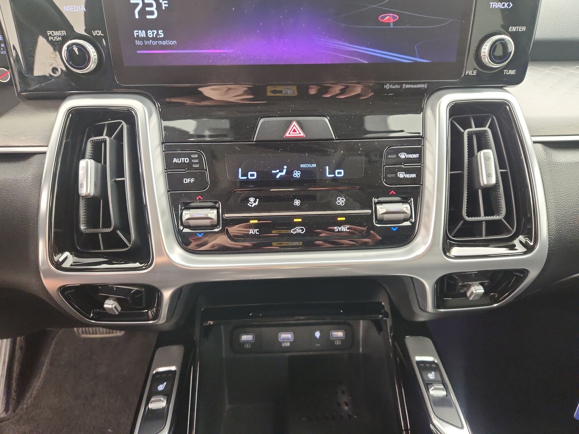 Thumbnail: 2021 Kia Sorento - 16