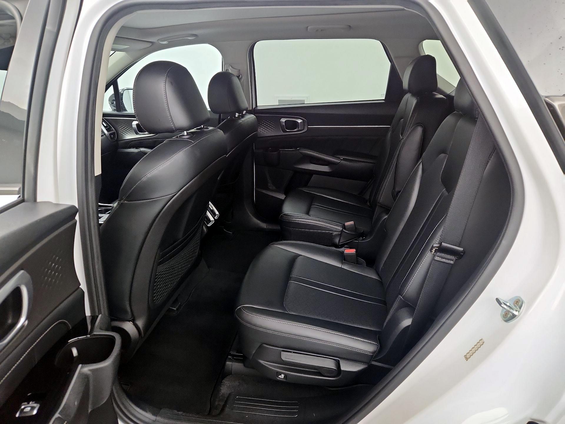 Thumbnail: 2021 Kia Sorento - 20