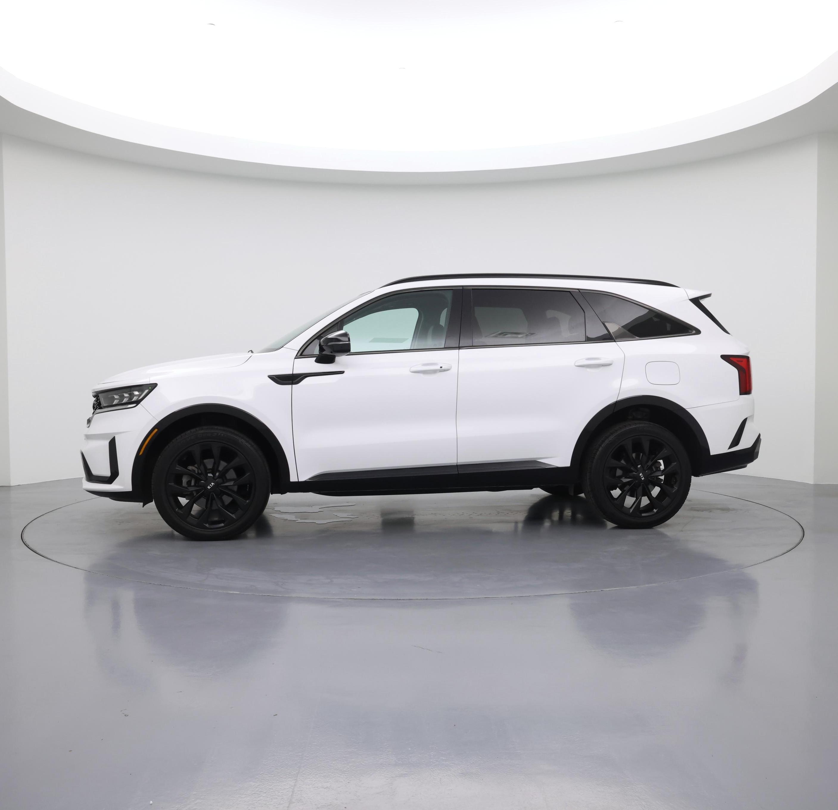 Thumbnail: 2021 Kia Sorento - 3