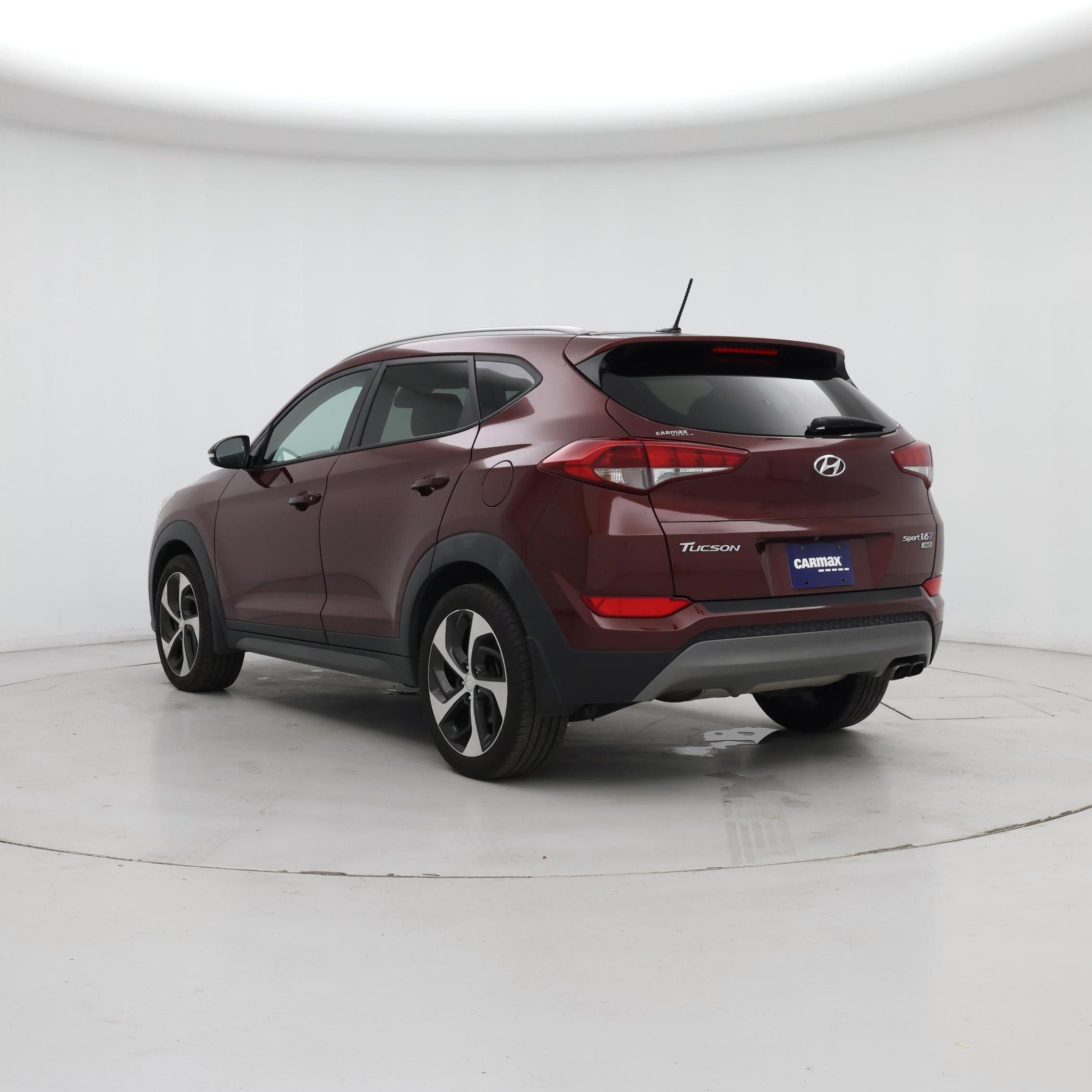 Thumbnail: 2016 Hyundai Tucson - 2
