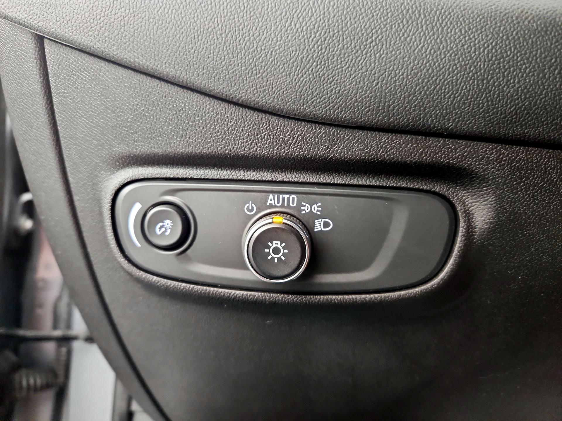 Thumbnail: 2023 Chevrolet Equinox - 13