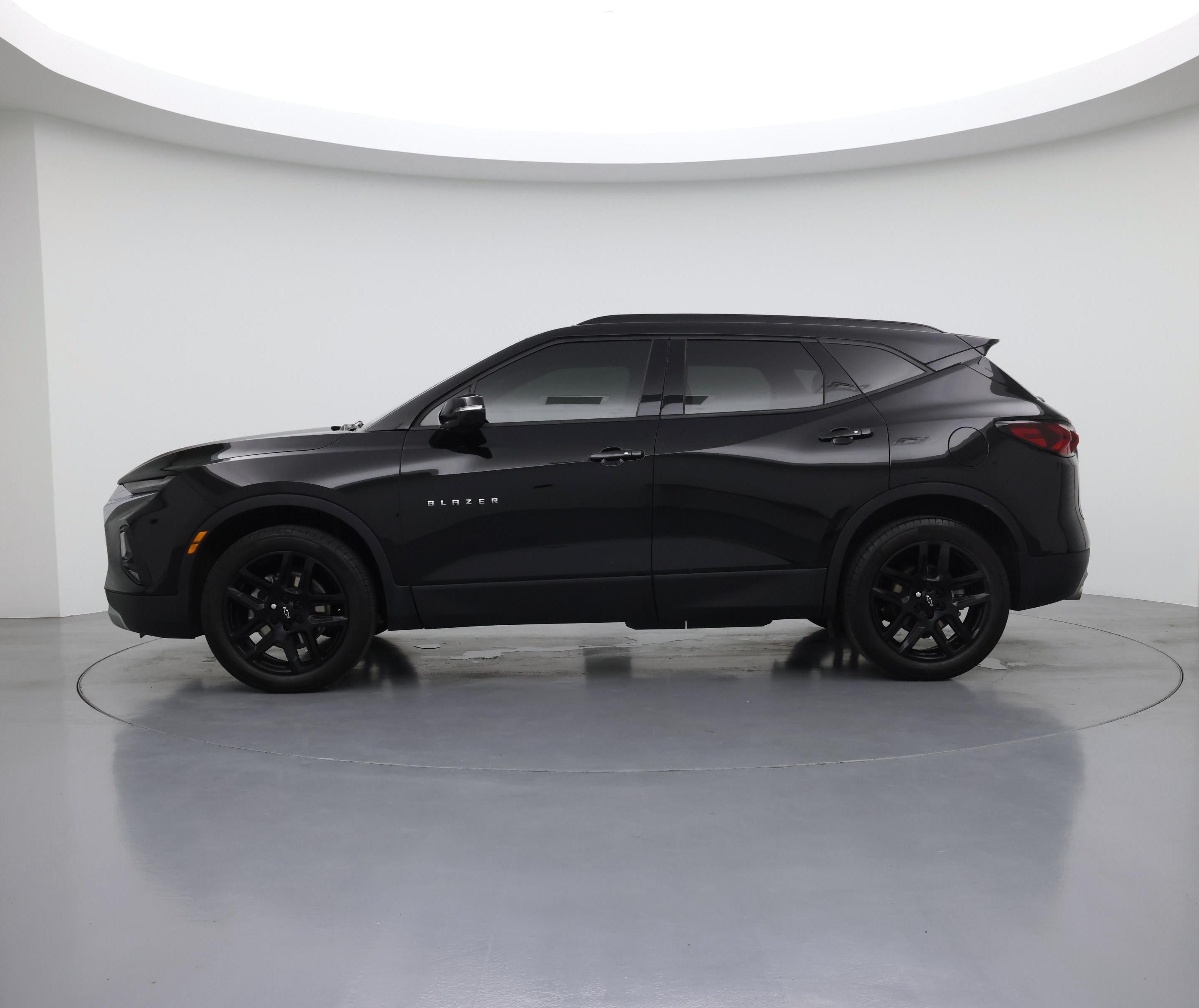 Thumbnail: 2022 Chevrolet Blazer - 3