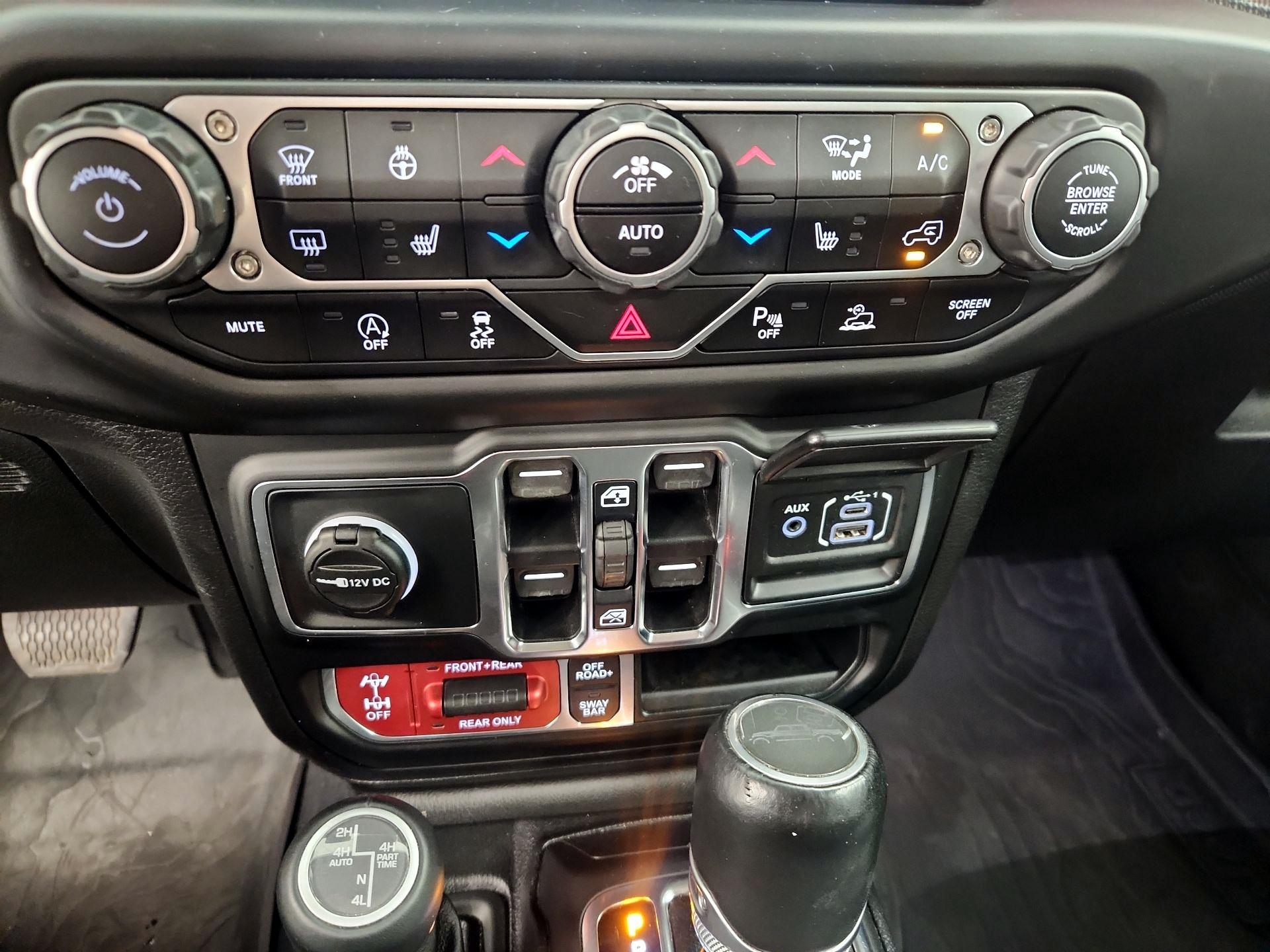Thumbnail: 2021 Jeep Gladiator - 17