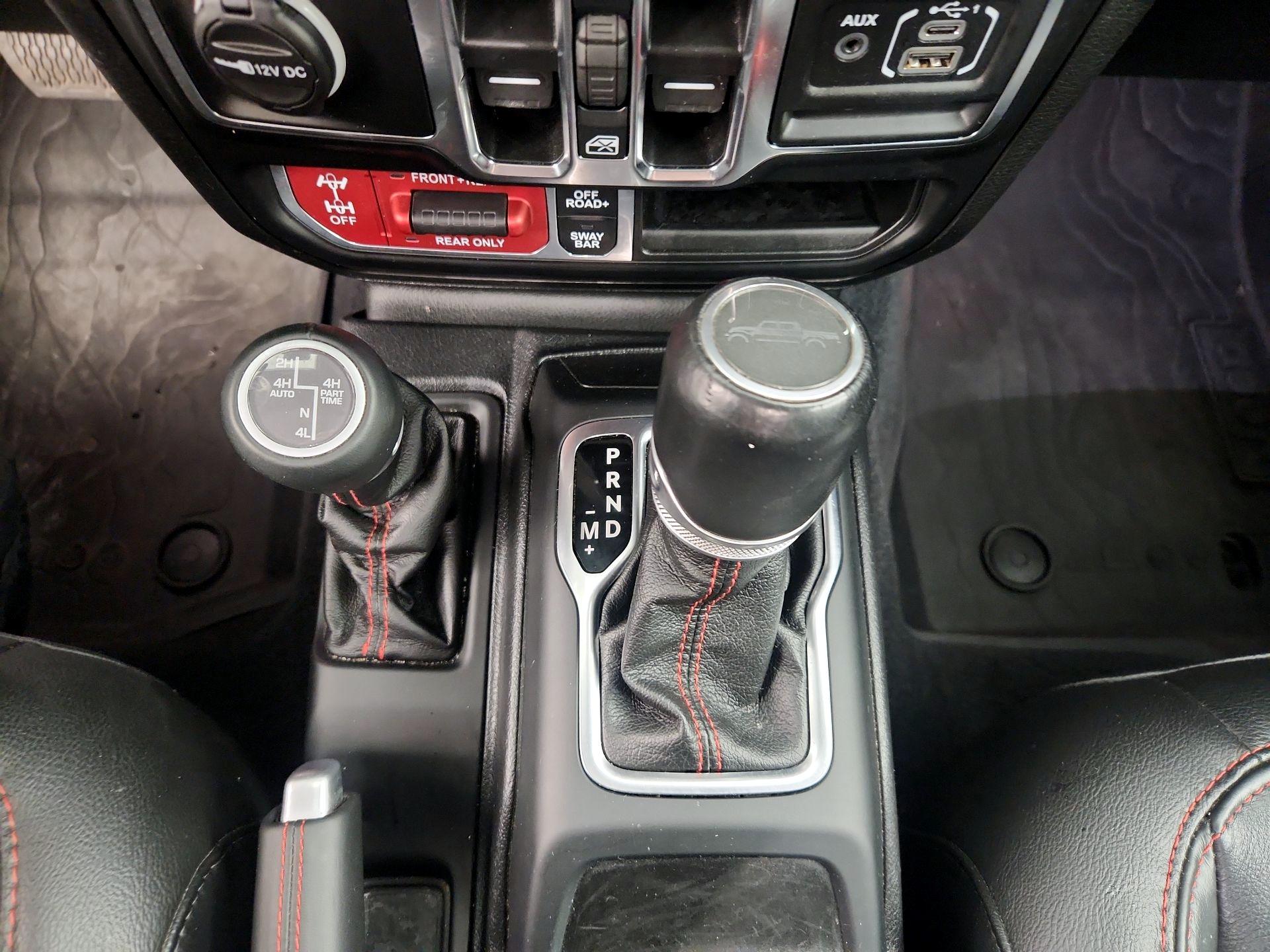 Thumbnail: 2021 Jeep Gladiator - 18