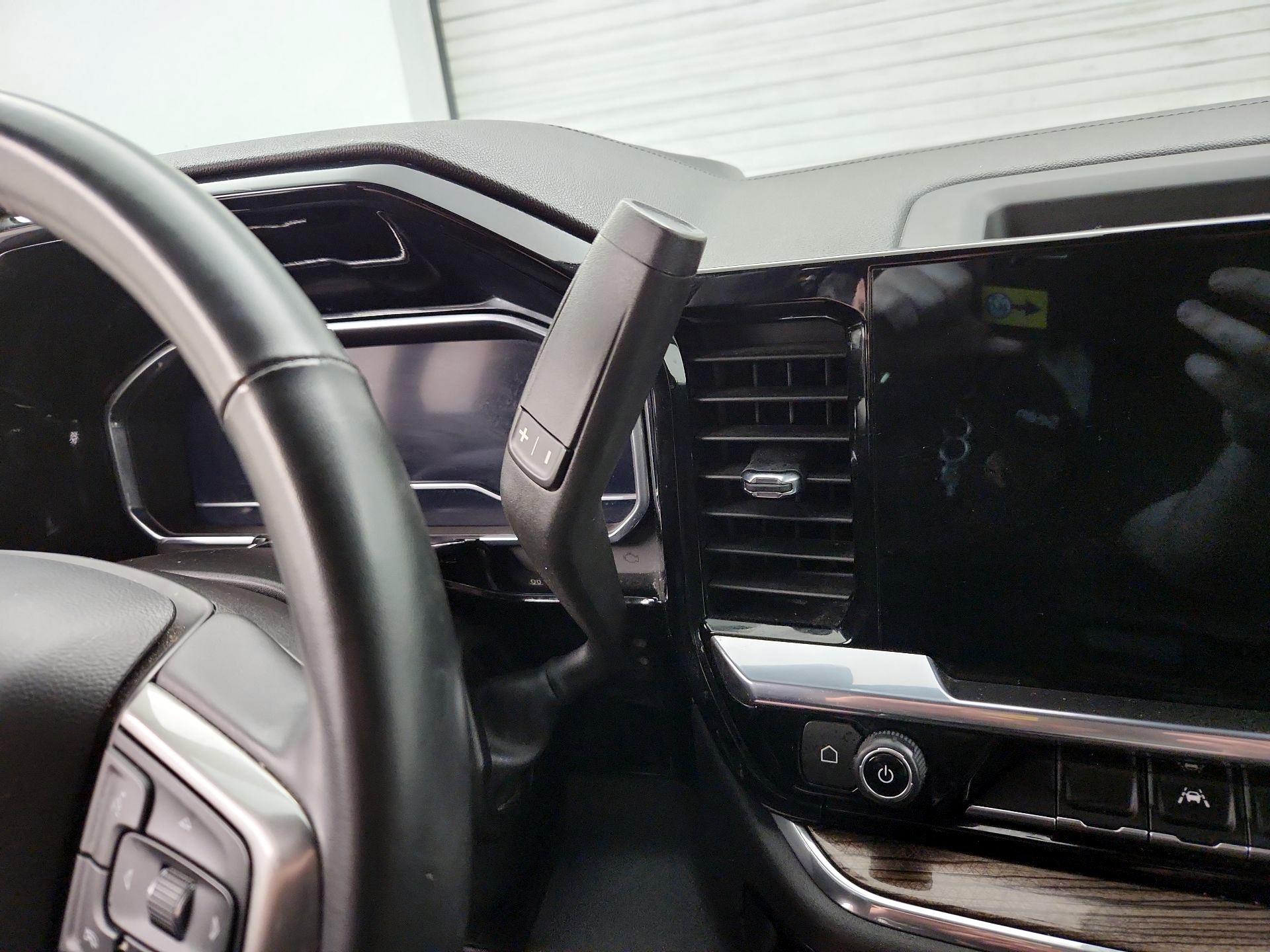 Thumbnail: 2023 Chevrolet Silverado 1500 - 17