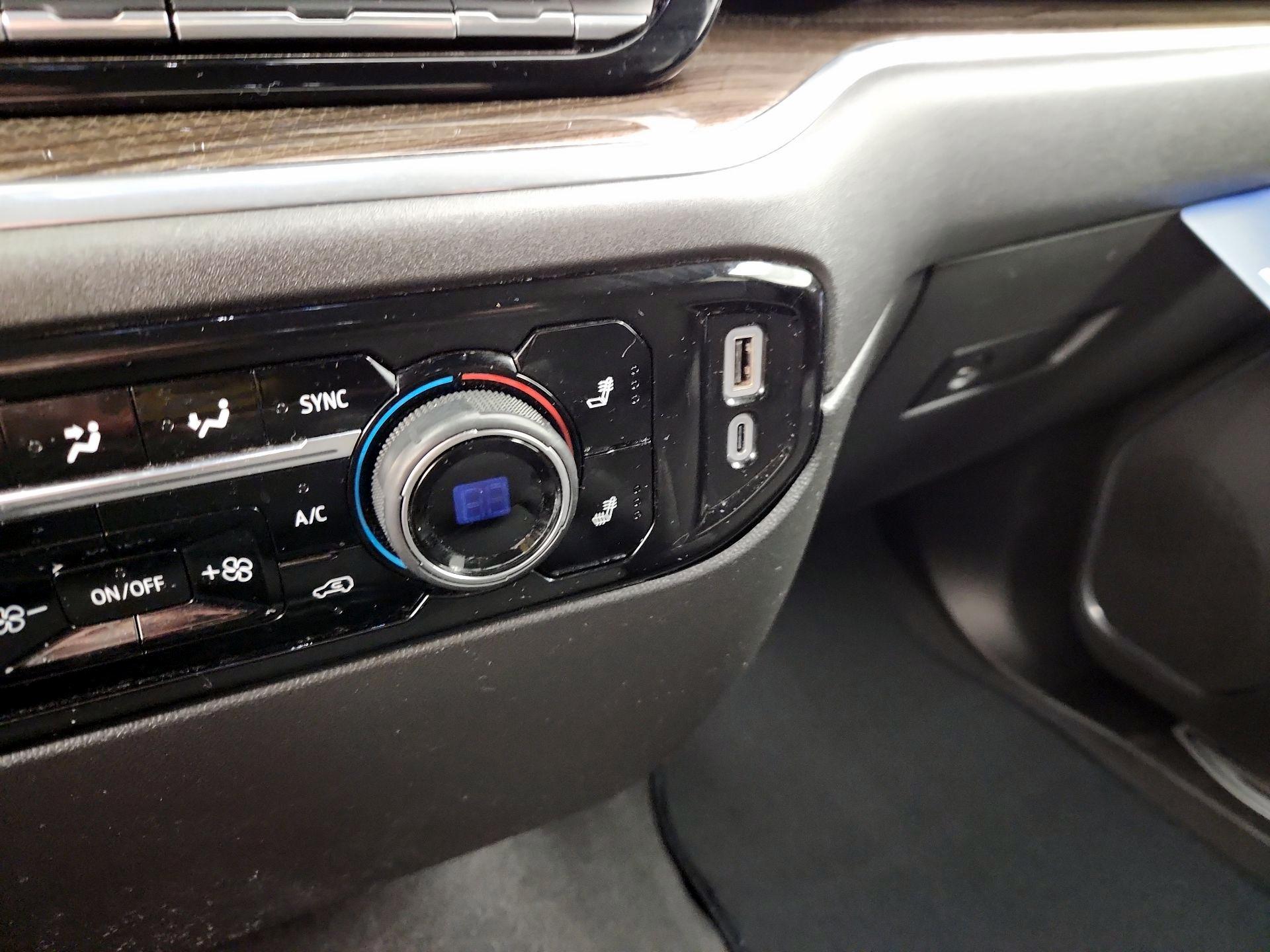 Thumbnail: 2023 Chevrolet Silverado 1500 - 18