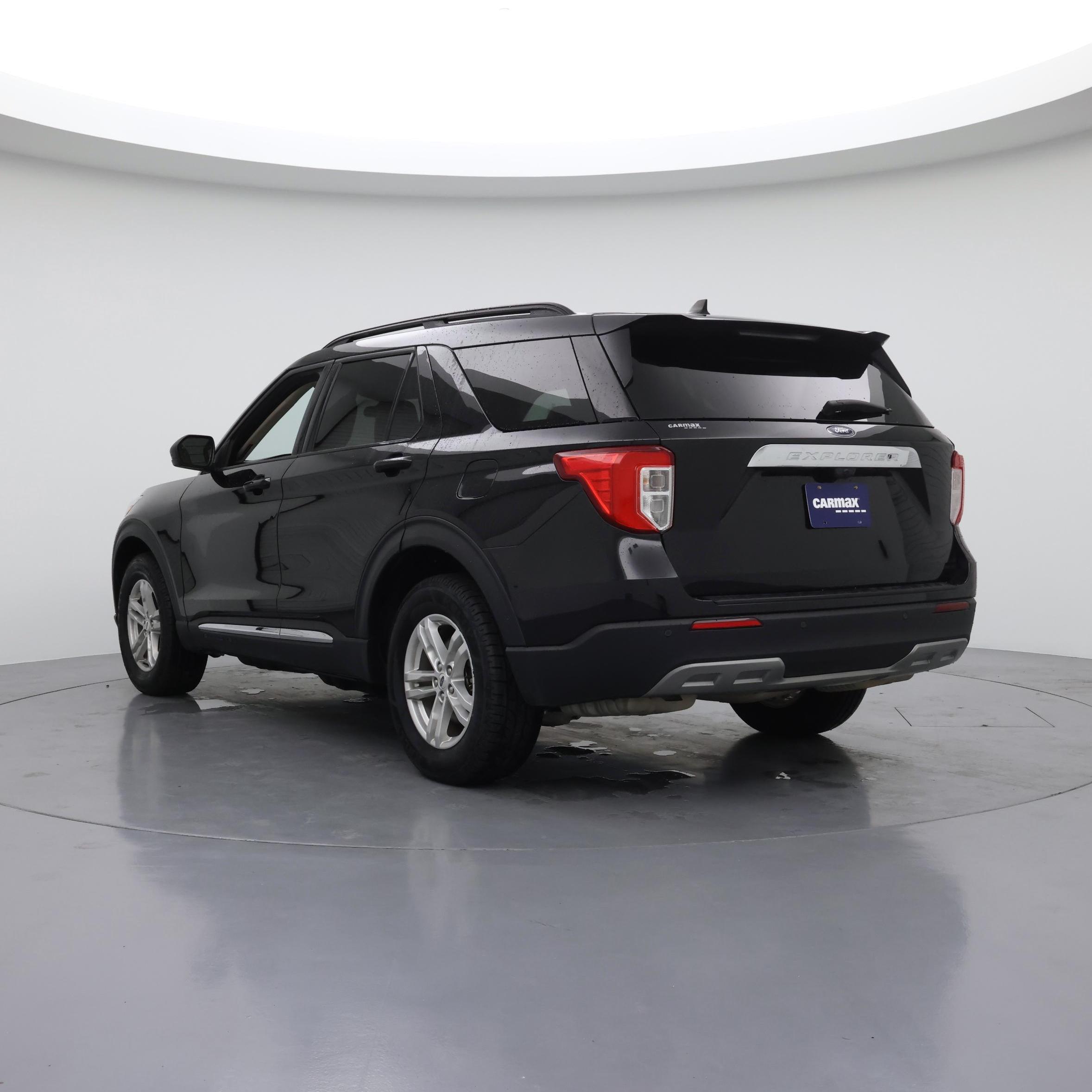 Thumbnail: 2023 Ford Explorer - 2