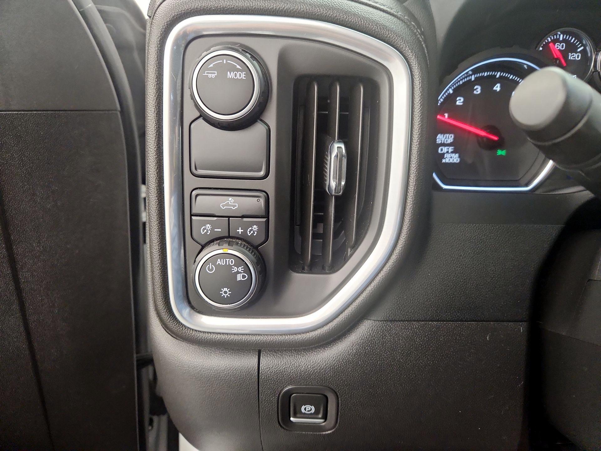 Thumbnail: 2022 Chevrolet Silverado 1500 - 13