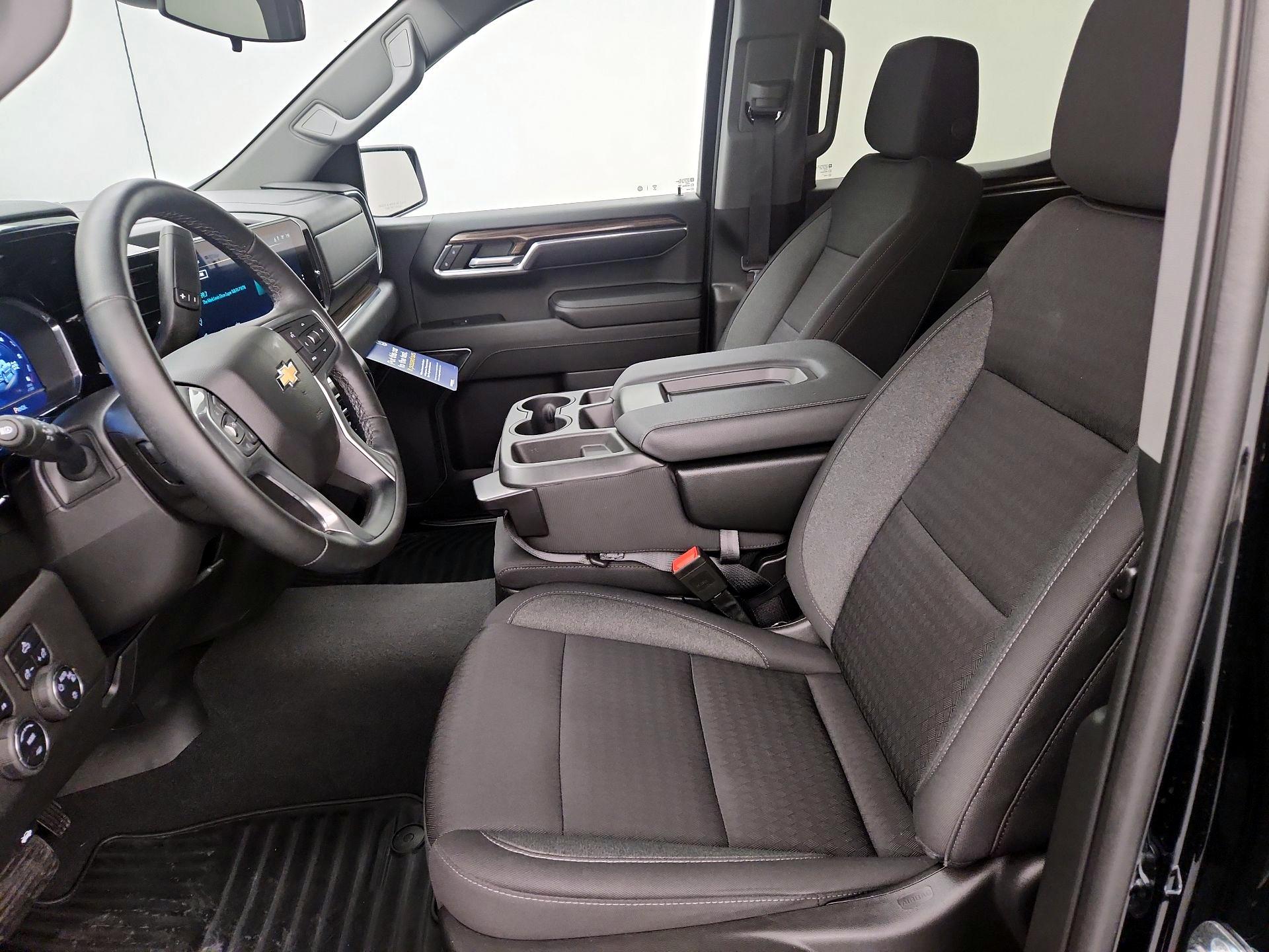 Thumbnail: 2023 Chevrolet Silverado 1500 - 11
