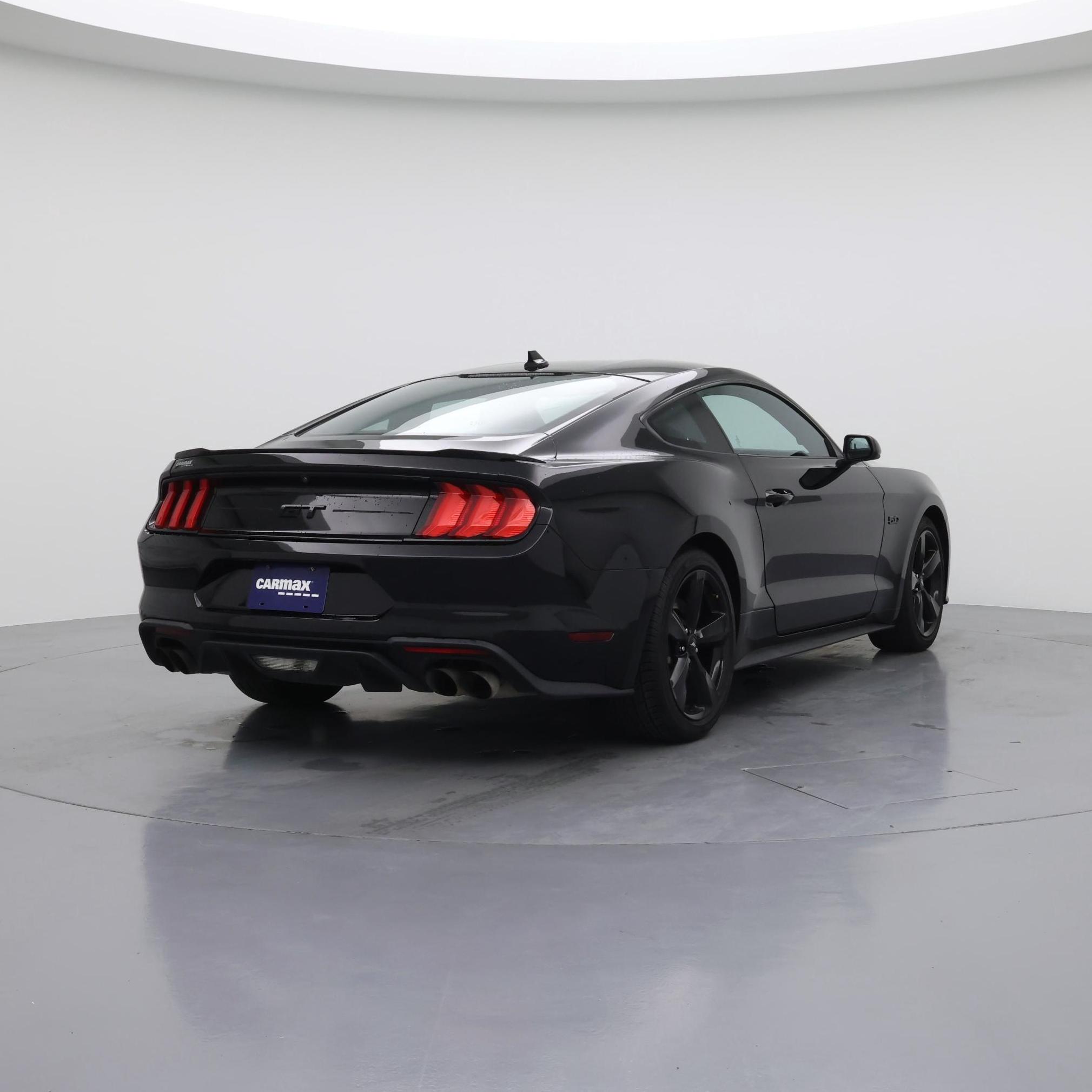 Thumbnail: 2022 Ford Mustang - 8