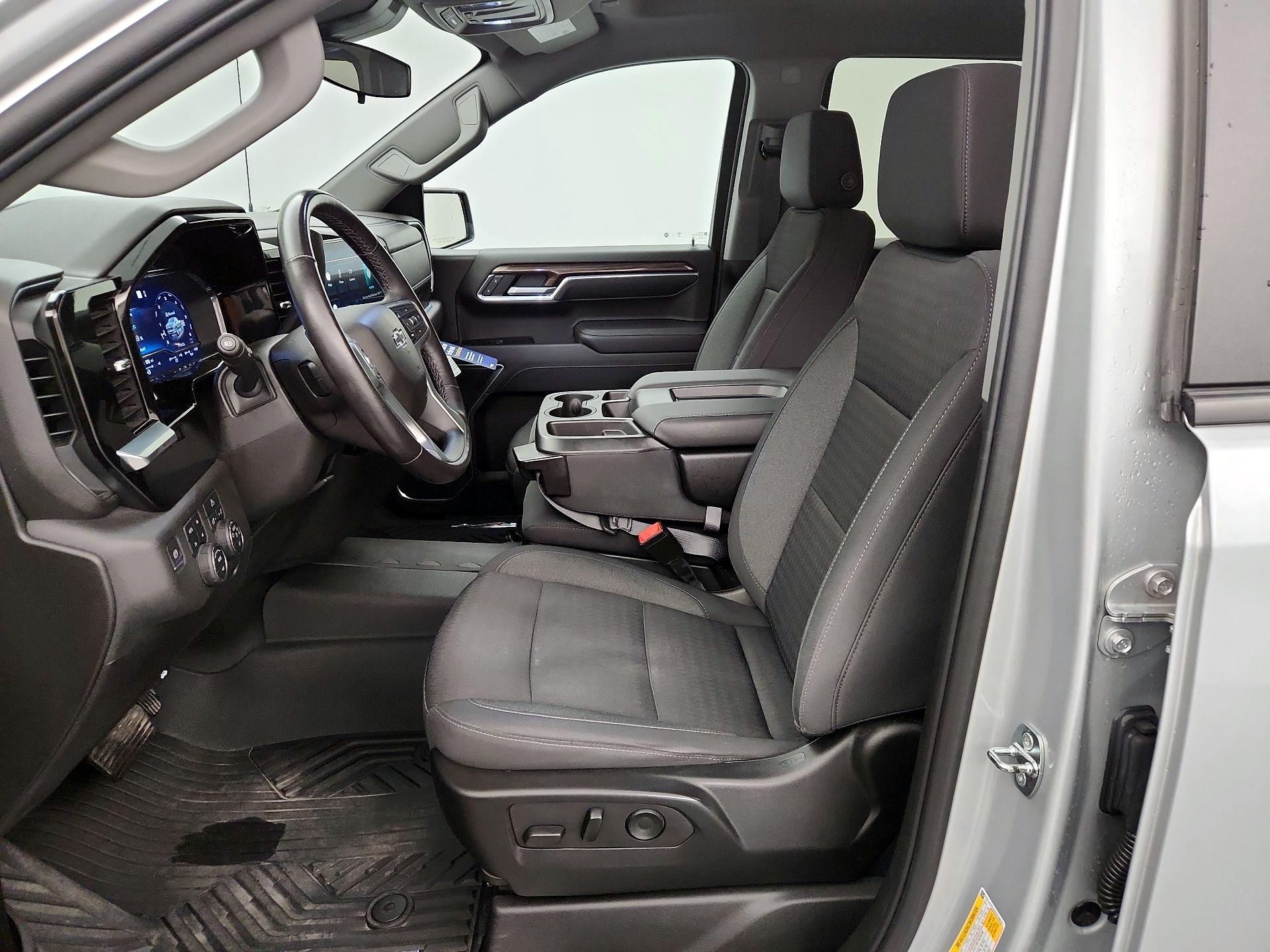 Thumbnail: 2022 Chevrolet Silverado 1500 - 11