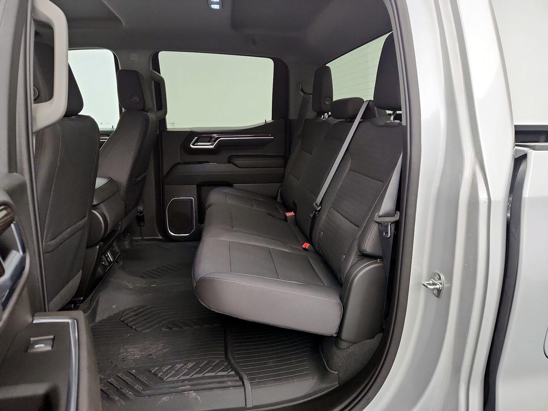 Thumbnail: 2022 Chevrolet Silverado 1500 - 19