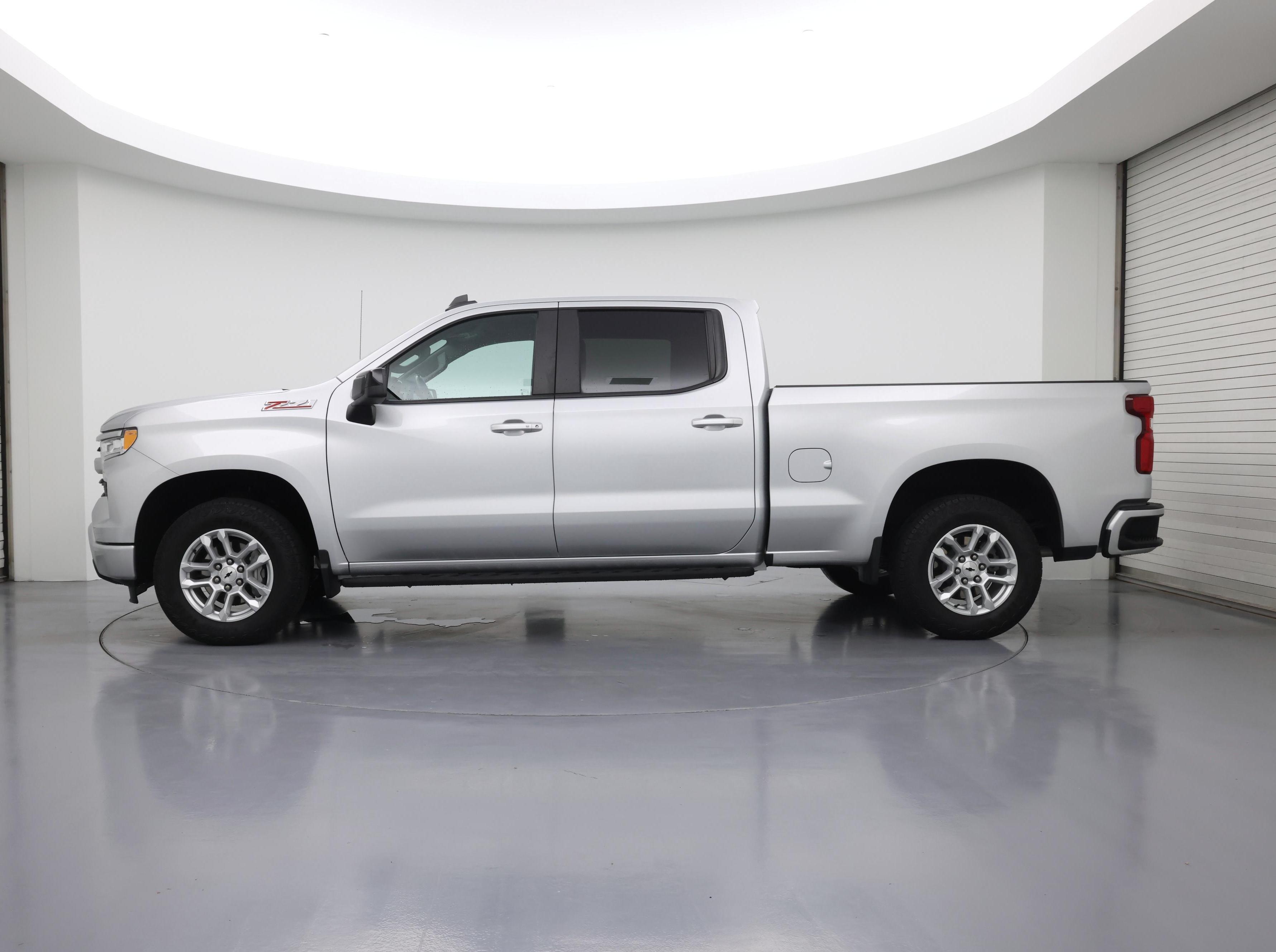 Thumbnail: 2022 Chevrolet Silverado 1500 - 3