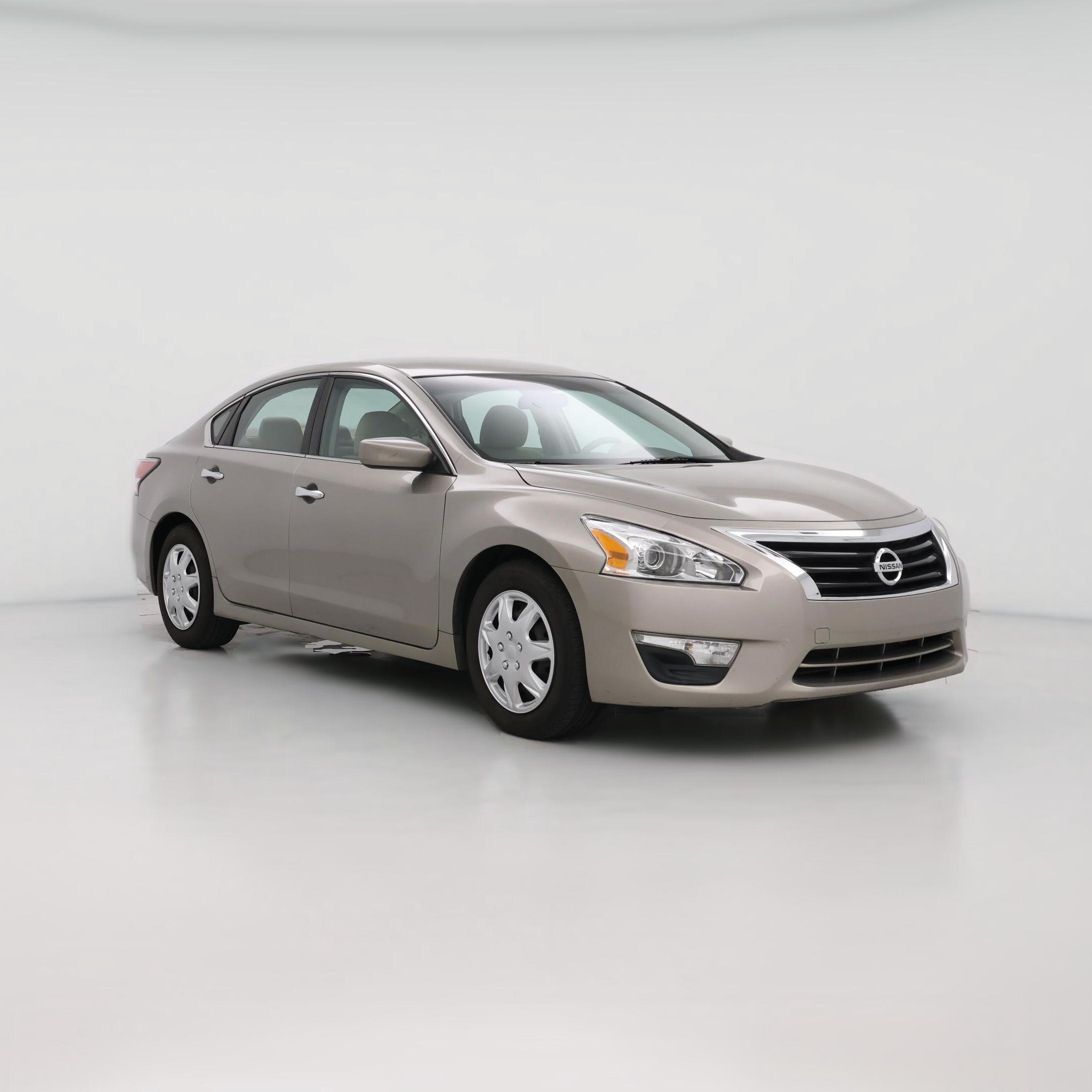 Thumbnail: 2015 Nissan Altima - 1
