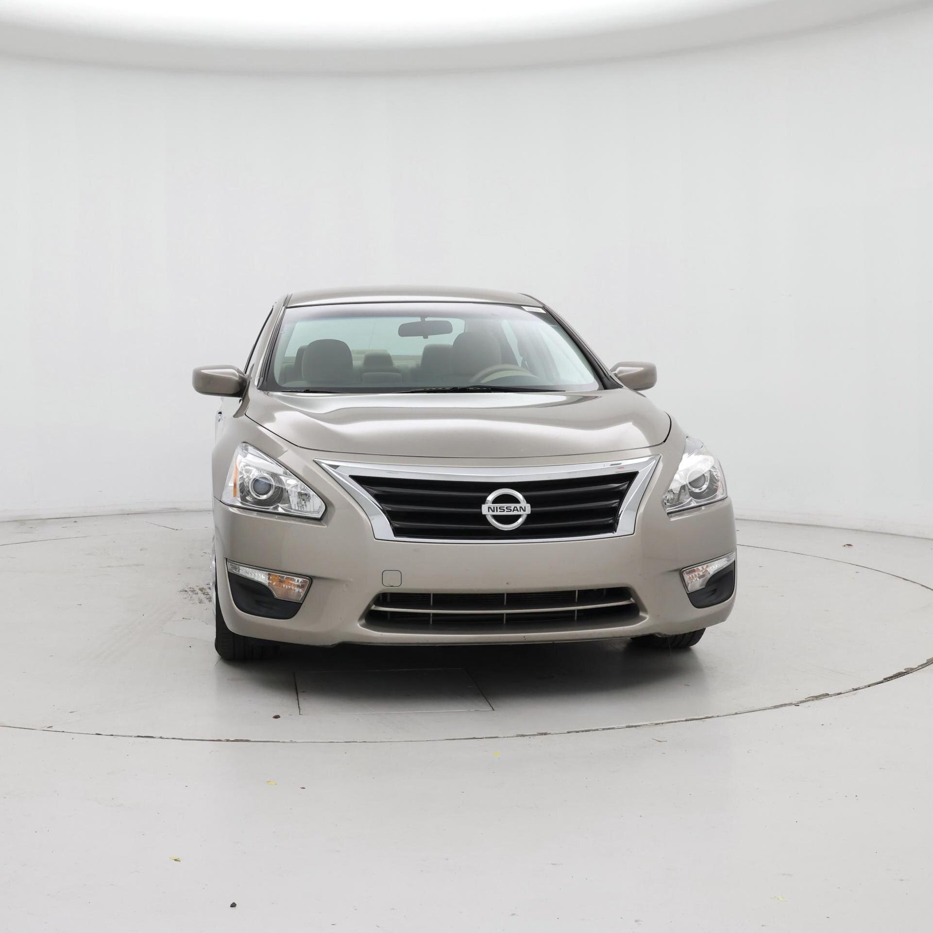 Thumbnail: 2015 Nissan Altima - 5