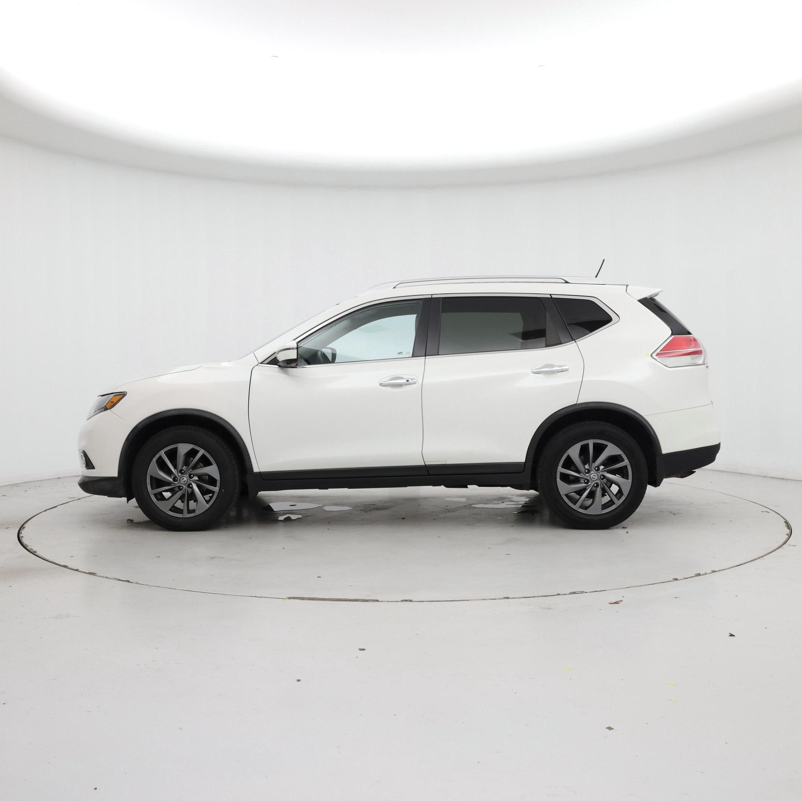 Thumbnail: 2016 Nissan Rogue - 3