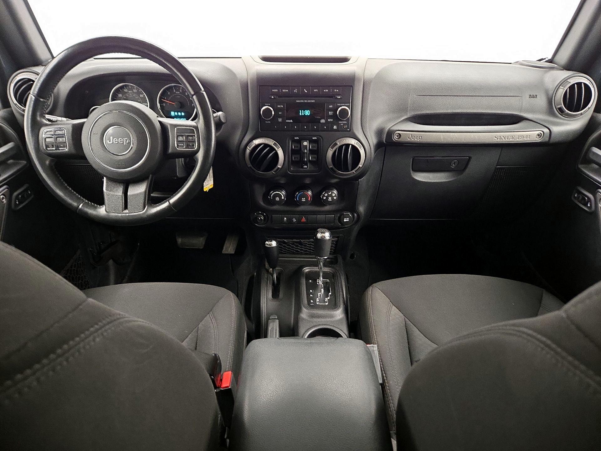 Thumbnail: 2016 Jeep Wrangler - 9