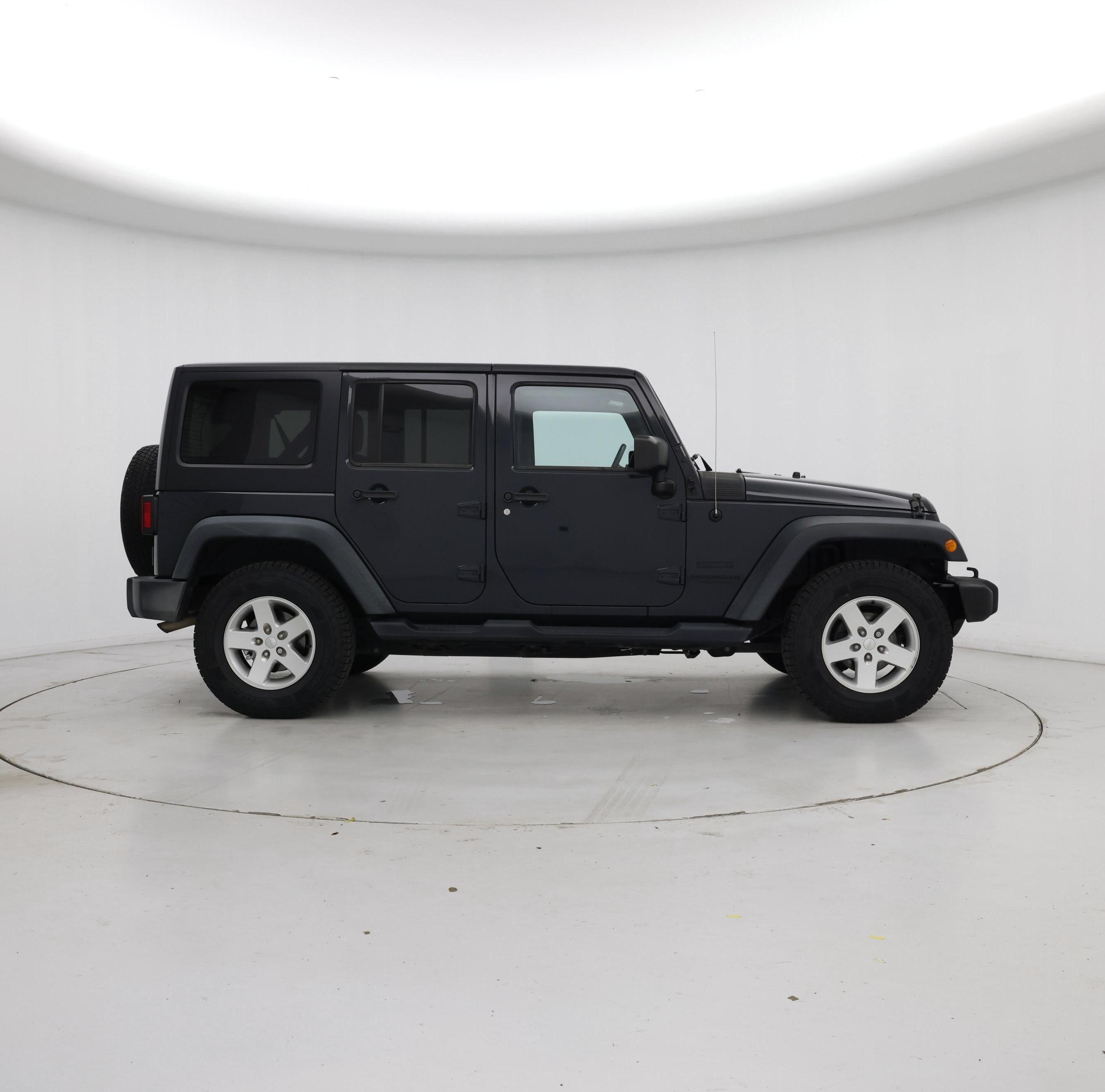 Thumbnail: 2016 Jeep Wrangler - 7