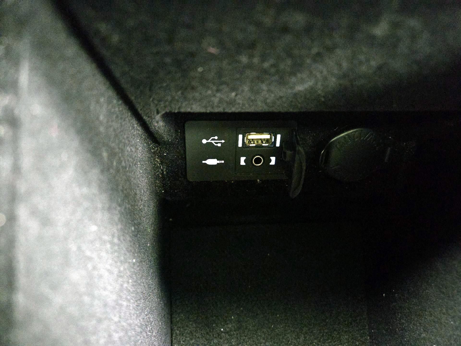 Thumbnail: 2014 Lexus ES - 19