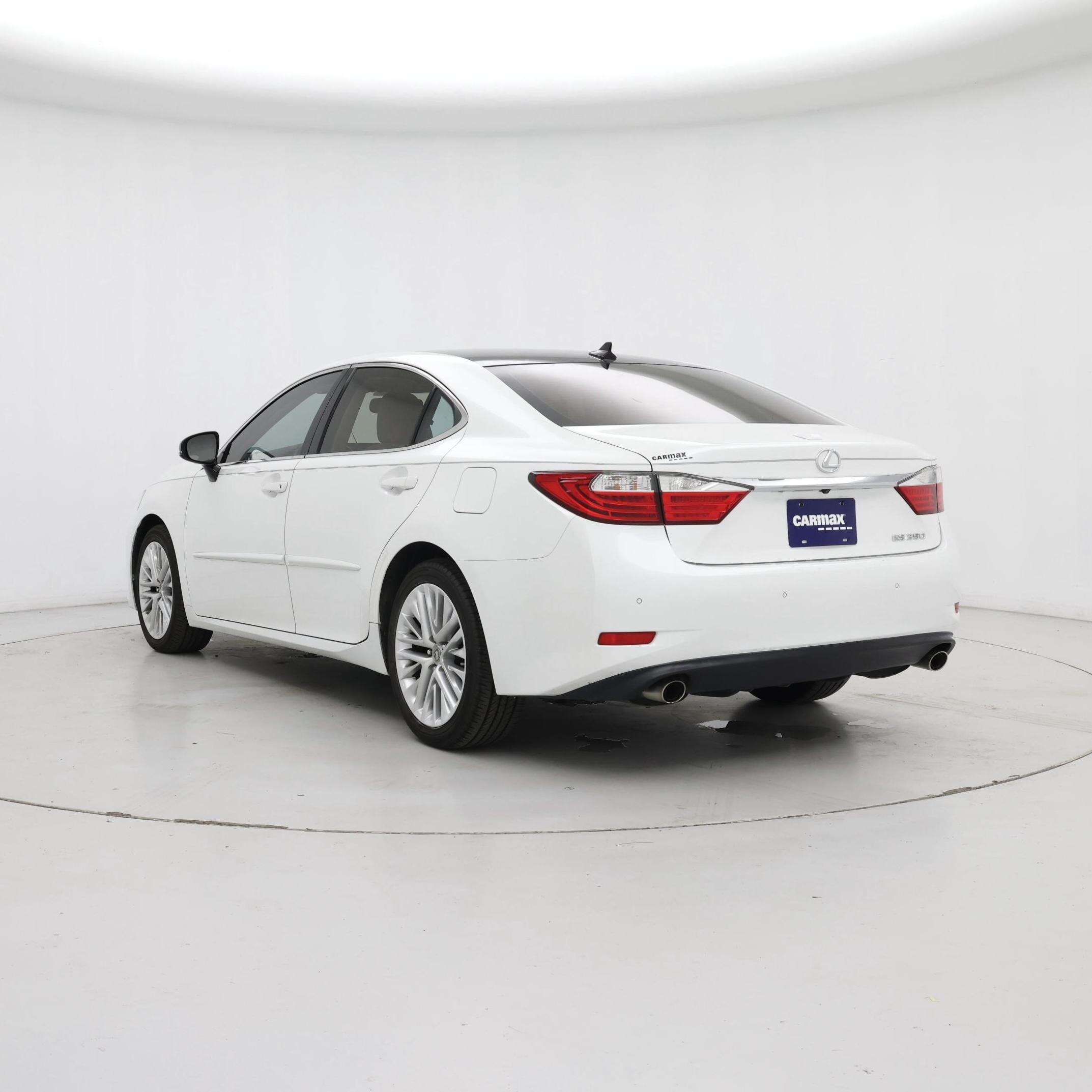 Thumbnail: 2013 Lexus ES - 2