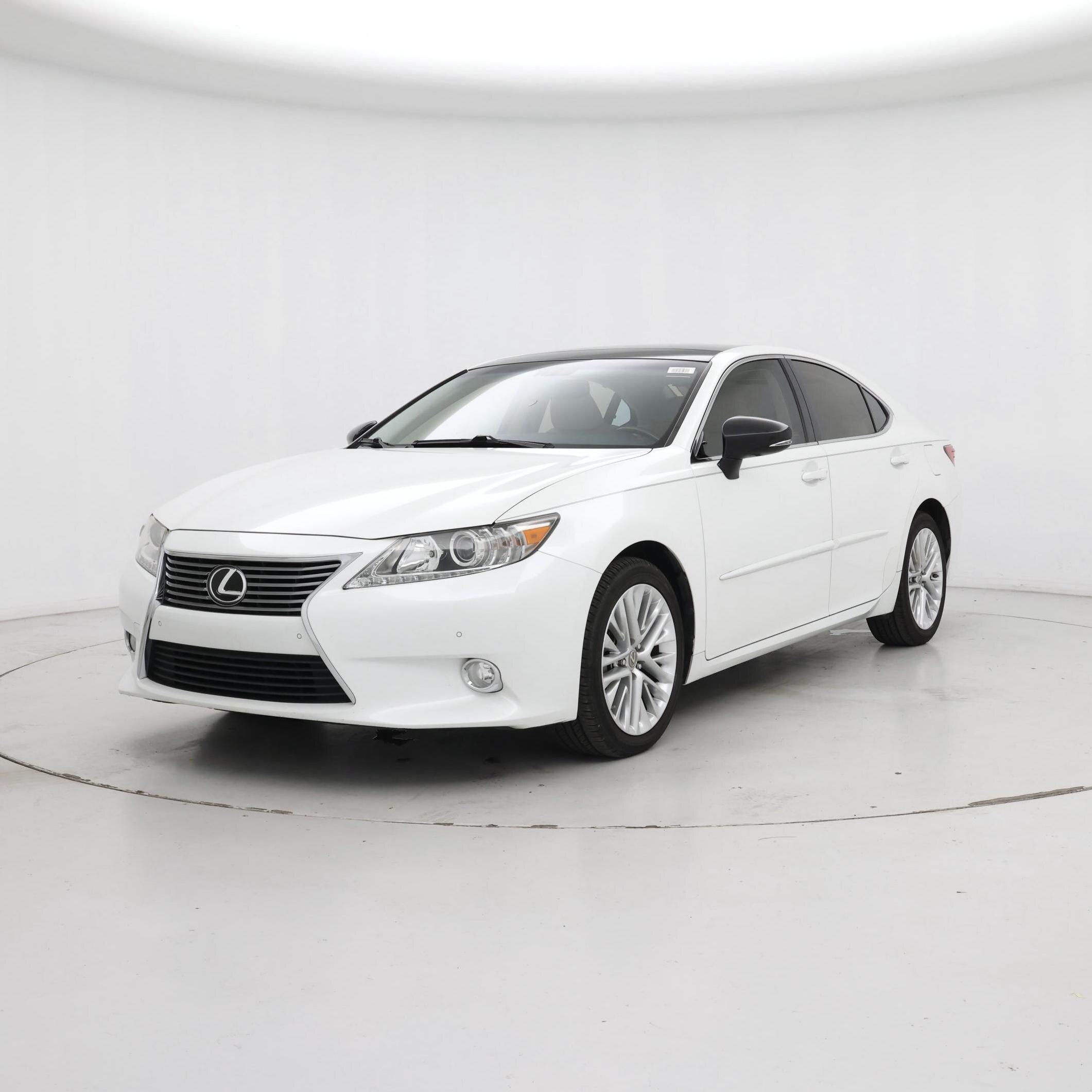 Thumbnail: 2013 Lexus ES - 4