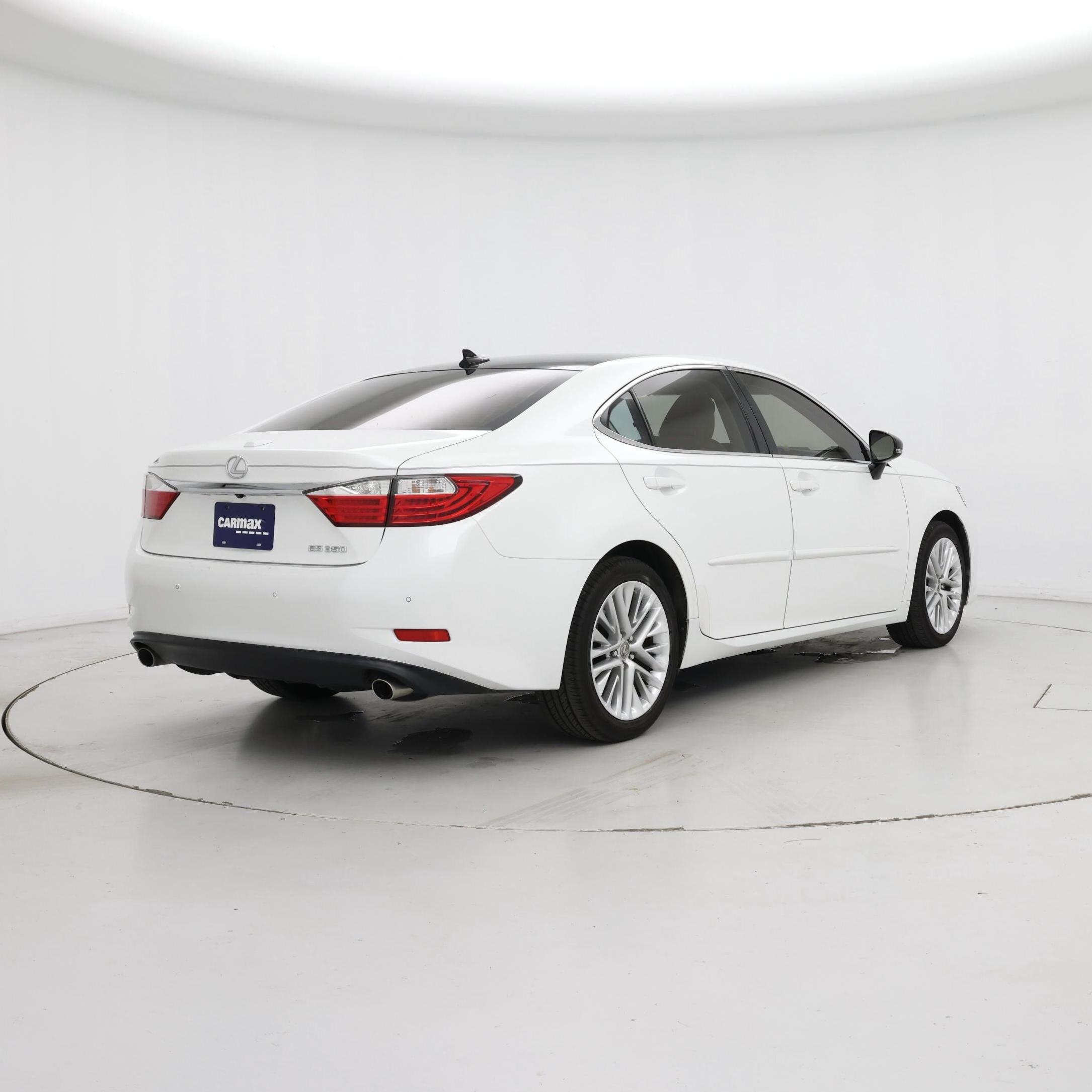 Thumbnail: 2013 Lexus ES - 8