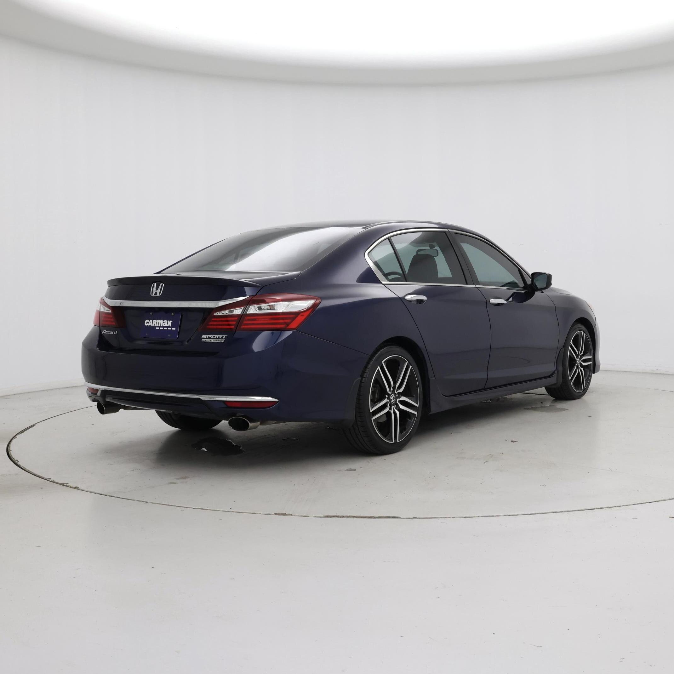 Thumbnail: 2017 Honda Accord - 8