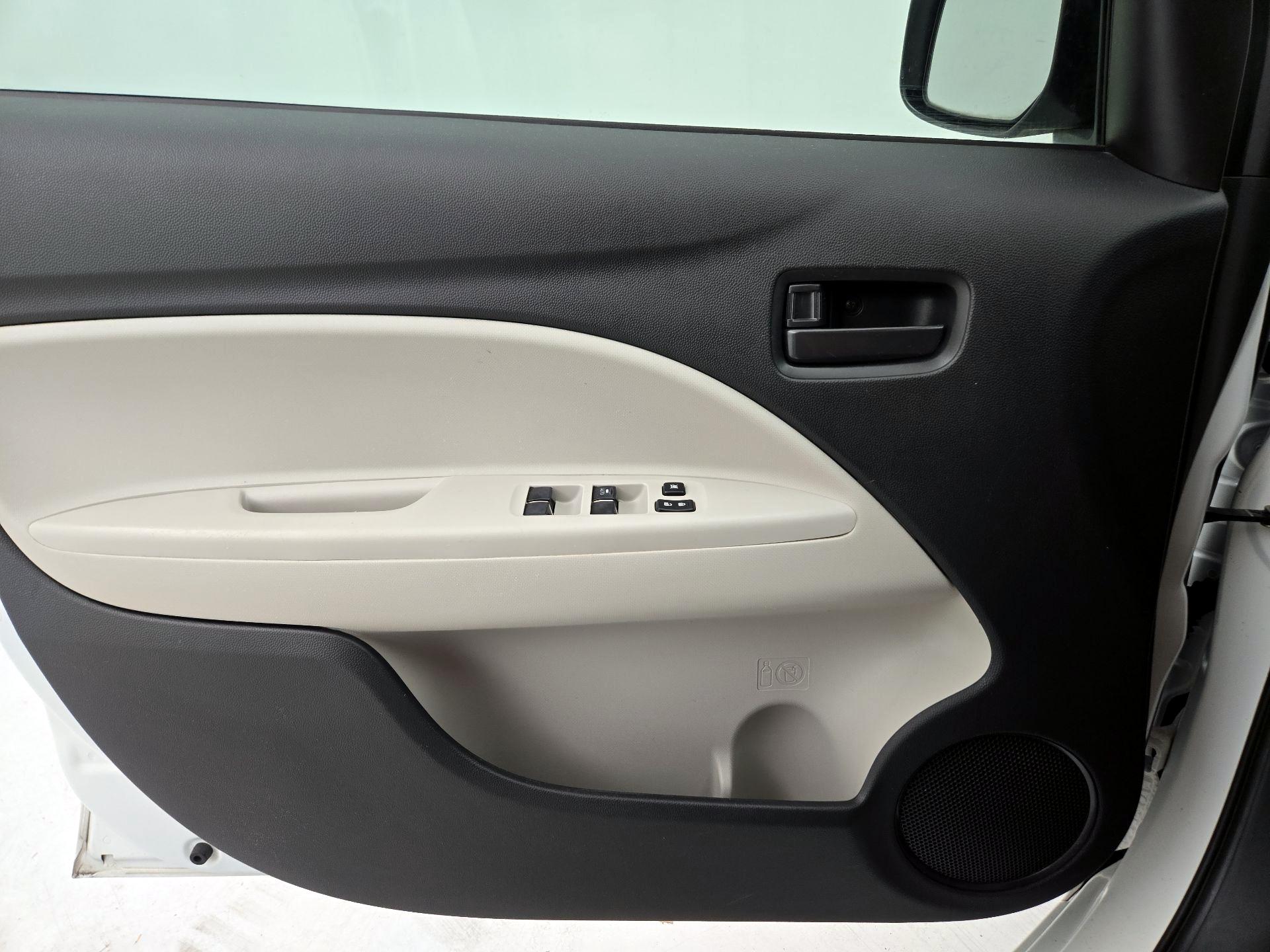 Thumbnail: 2019 Mitsubishi Mirage G4 - 12