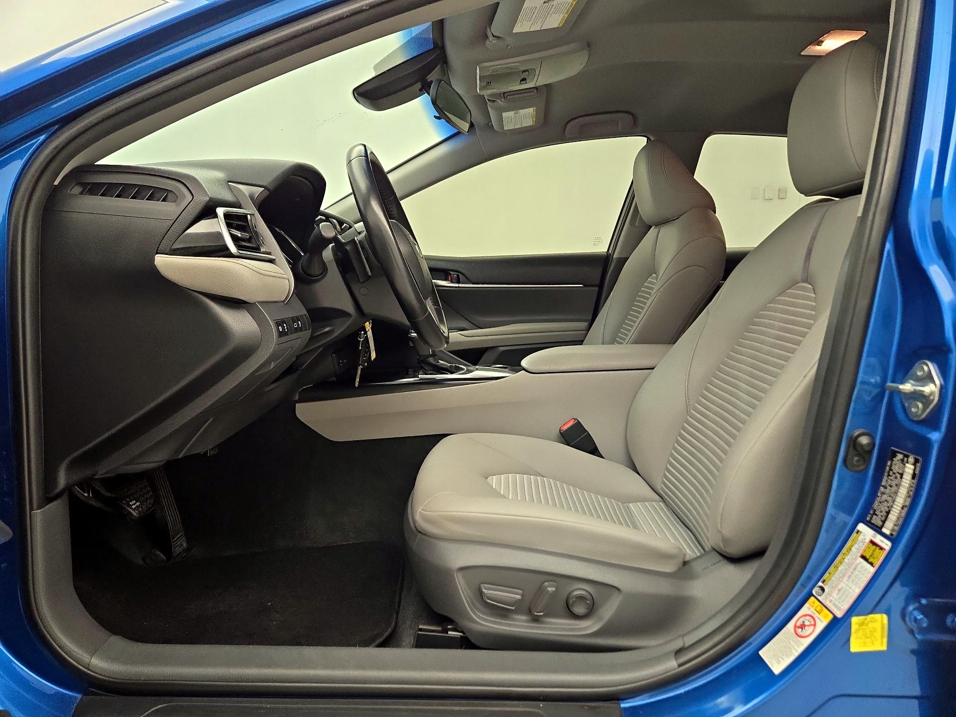 Thumbnail: 2018 Toyota Camry - 11